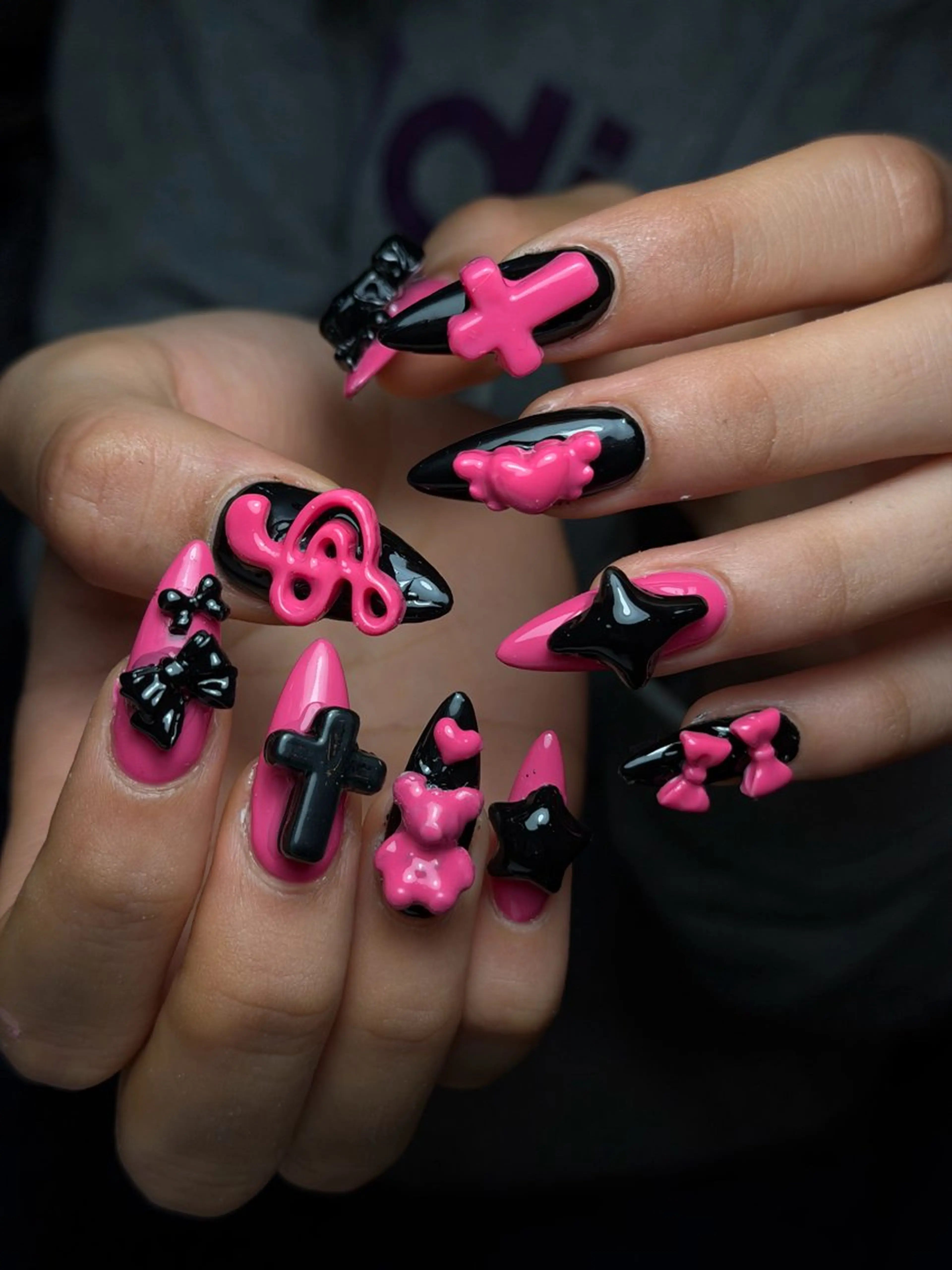 ネイル ジェルネイル キラキラネイル 韓国ネイル レース ロングネイル ハンドネイル CoMo Nailのネイルデザイン