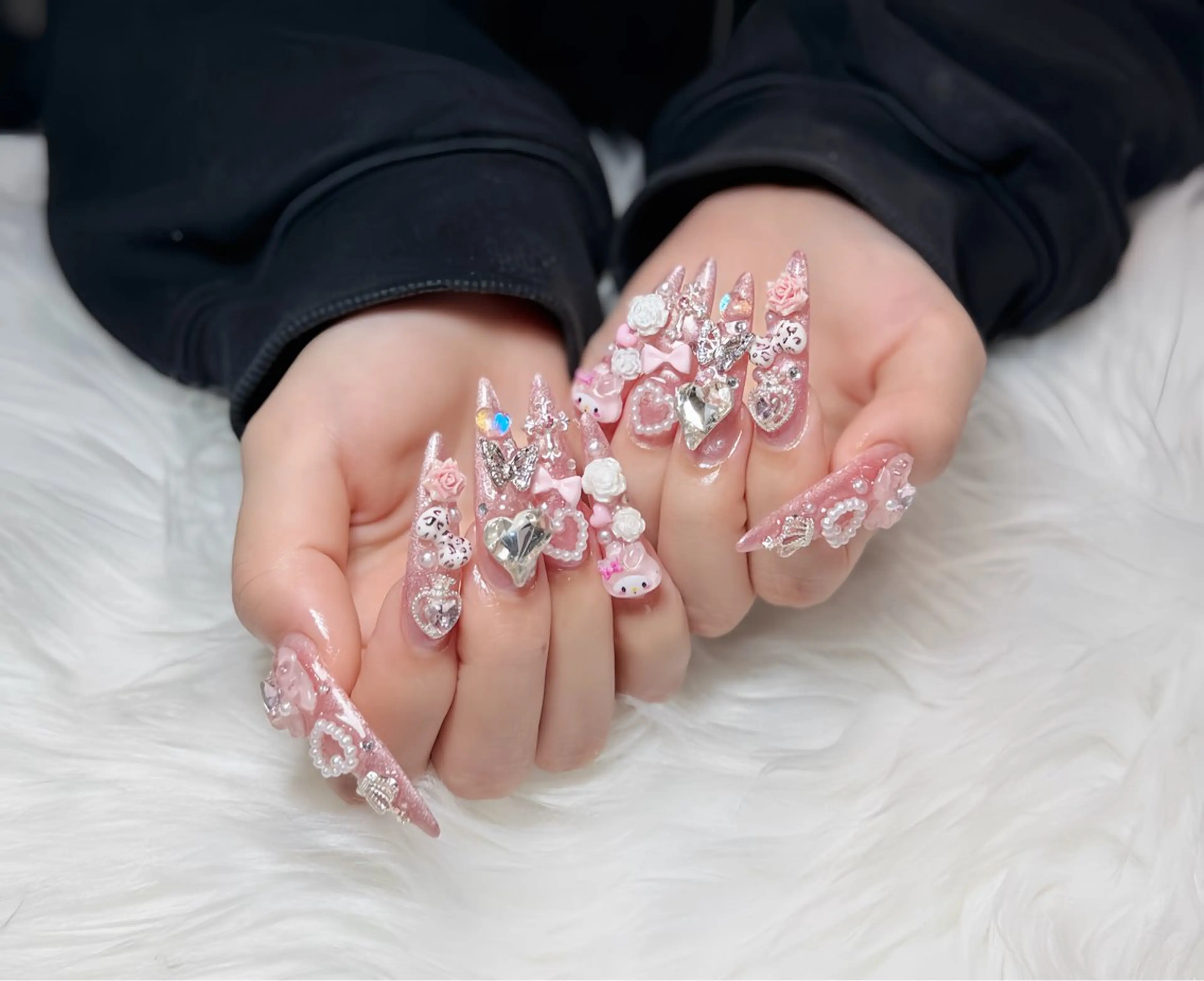 ネイル オーロラネイル チークネイル フットネイル フレンチネイル ジェルネイル ハンドネイル Nichi Nails❤️のネイルデザイン