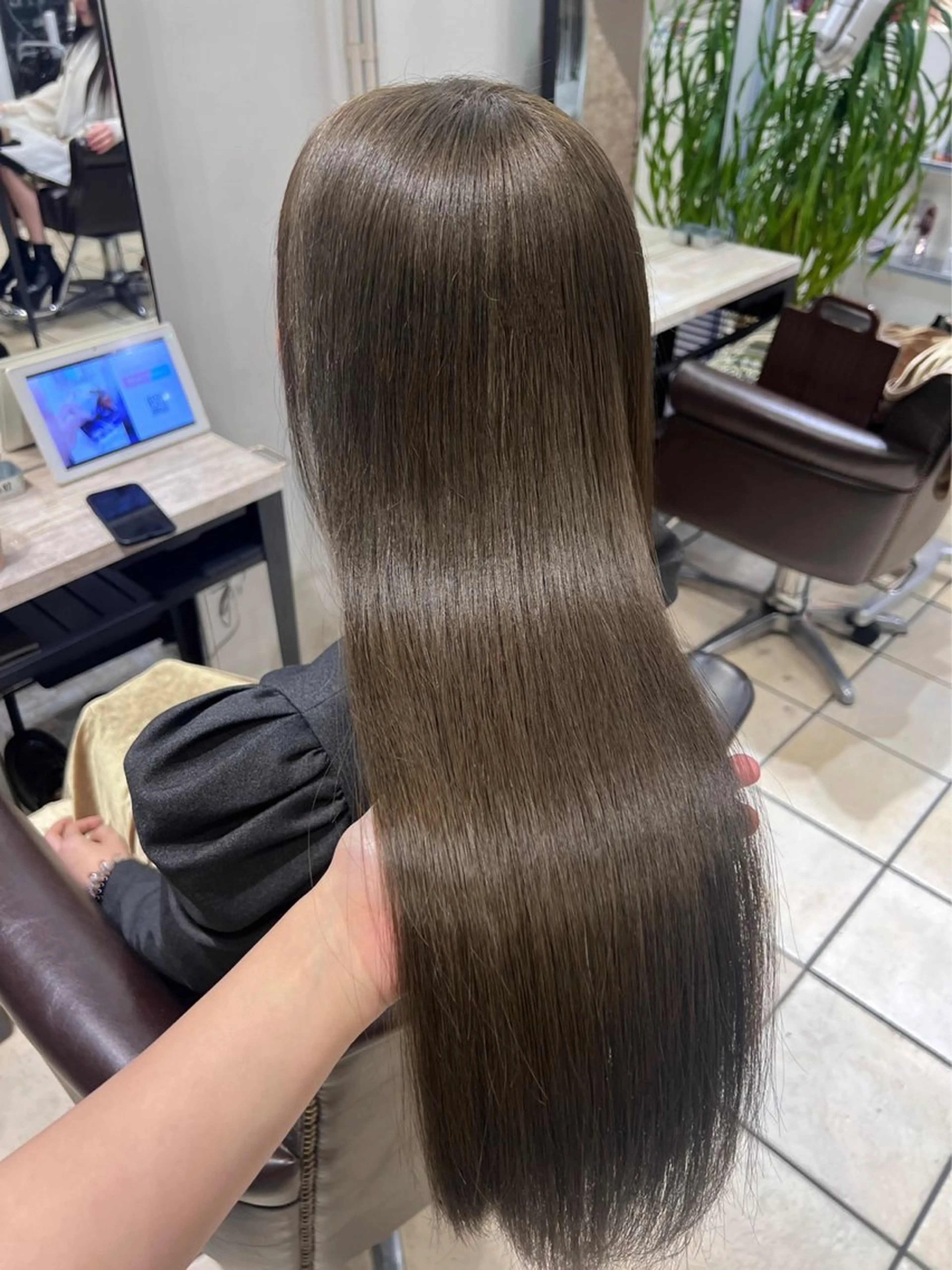 ロング ヘアカラー ANKH CROSS ゆうかのヘアスタイル