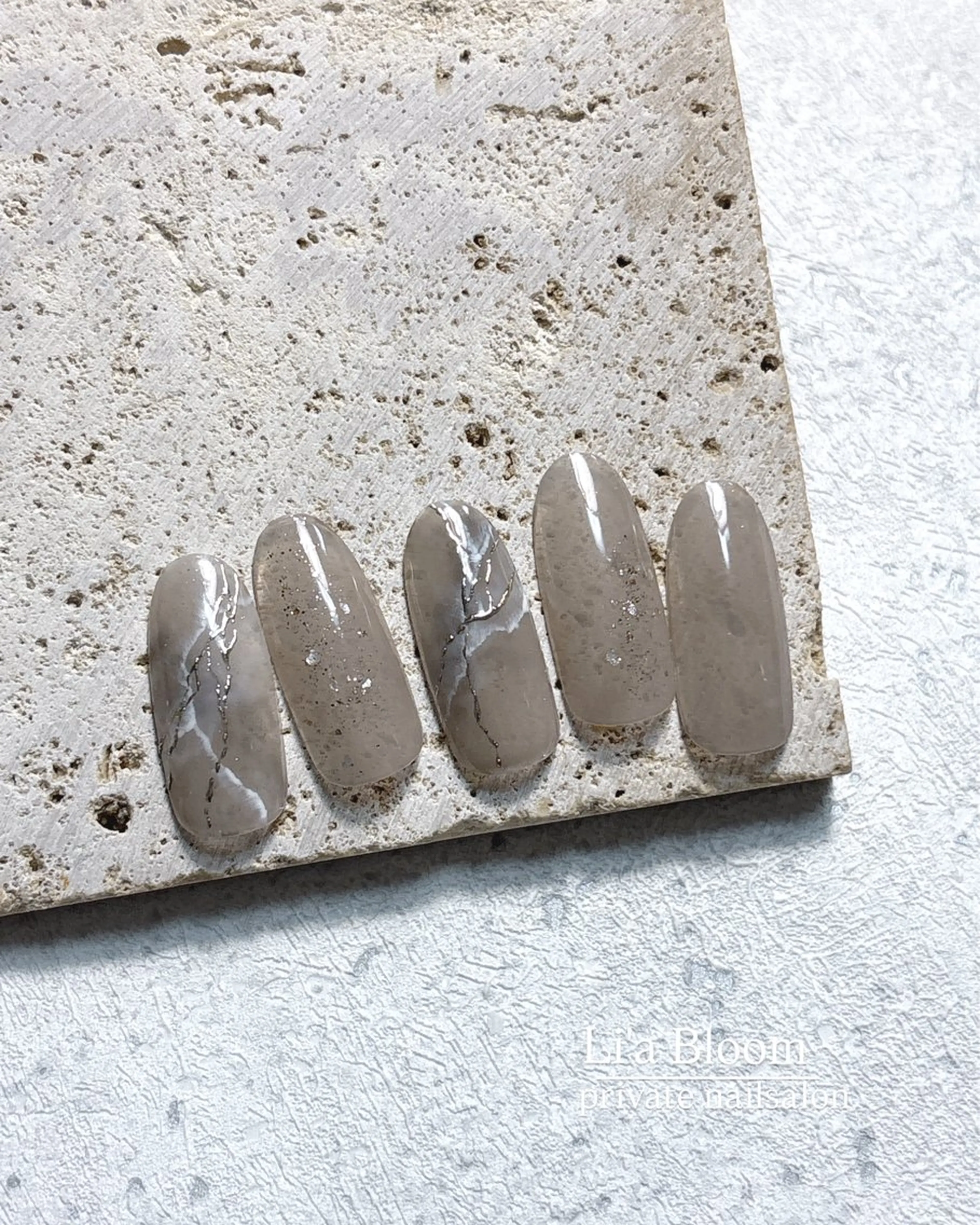 ネイル 🦋🤍 madoka🤍のネイルデザイン