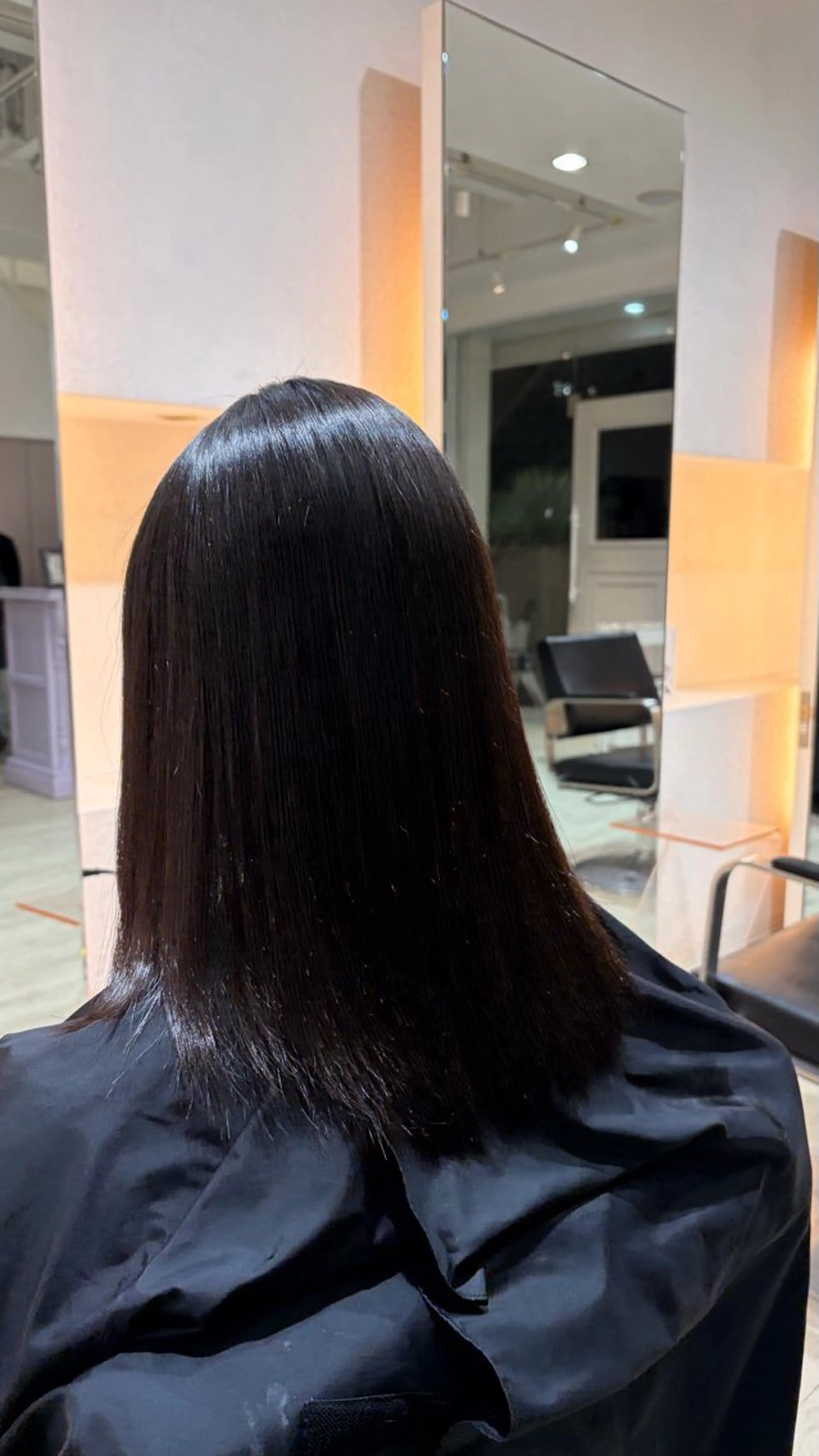 ミディアム 縮毛矯正 tidehair こうき Wカラーのヘアスタイル