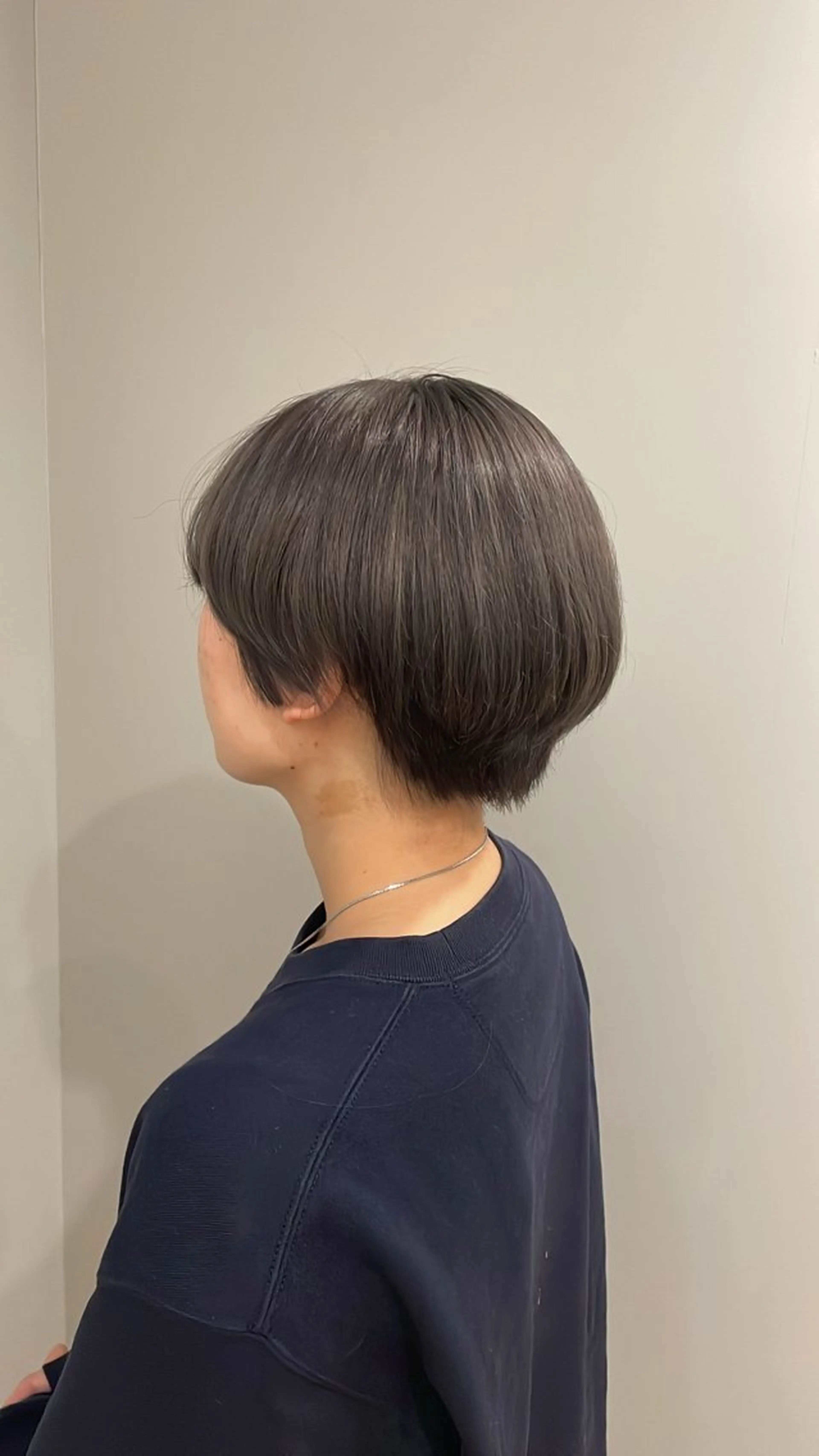 ショート カラー ブリーチ 透明感カラー ショートヘア hair lanish 流山セントラルパーク店所属・渋谷 夏稀のヘアスタイル