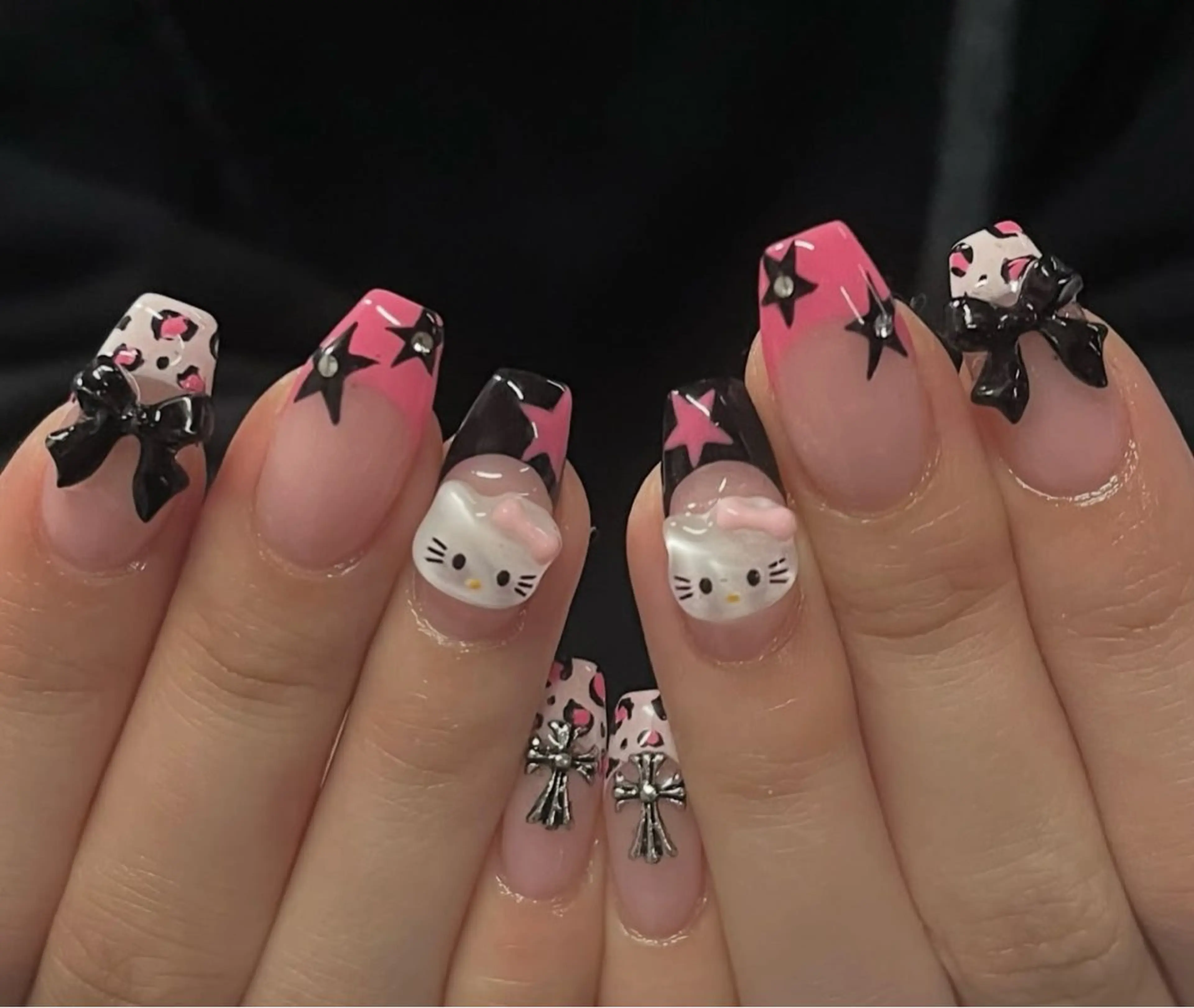 ネイル グラデーション キラキラネイル ワンカラーネイル 冬ネイル Jenn Nail Salonのネイルデザイン