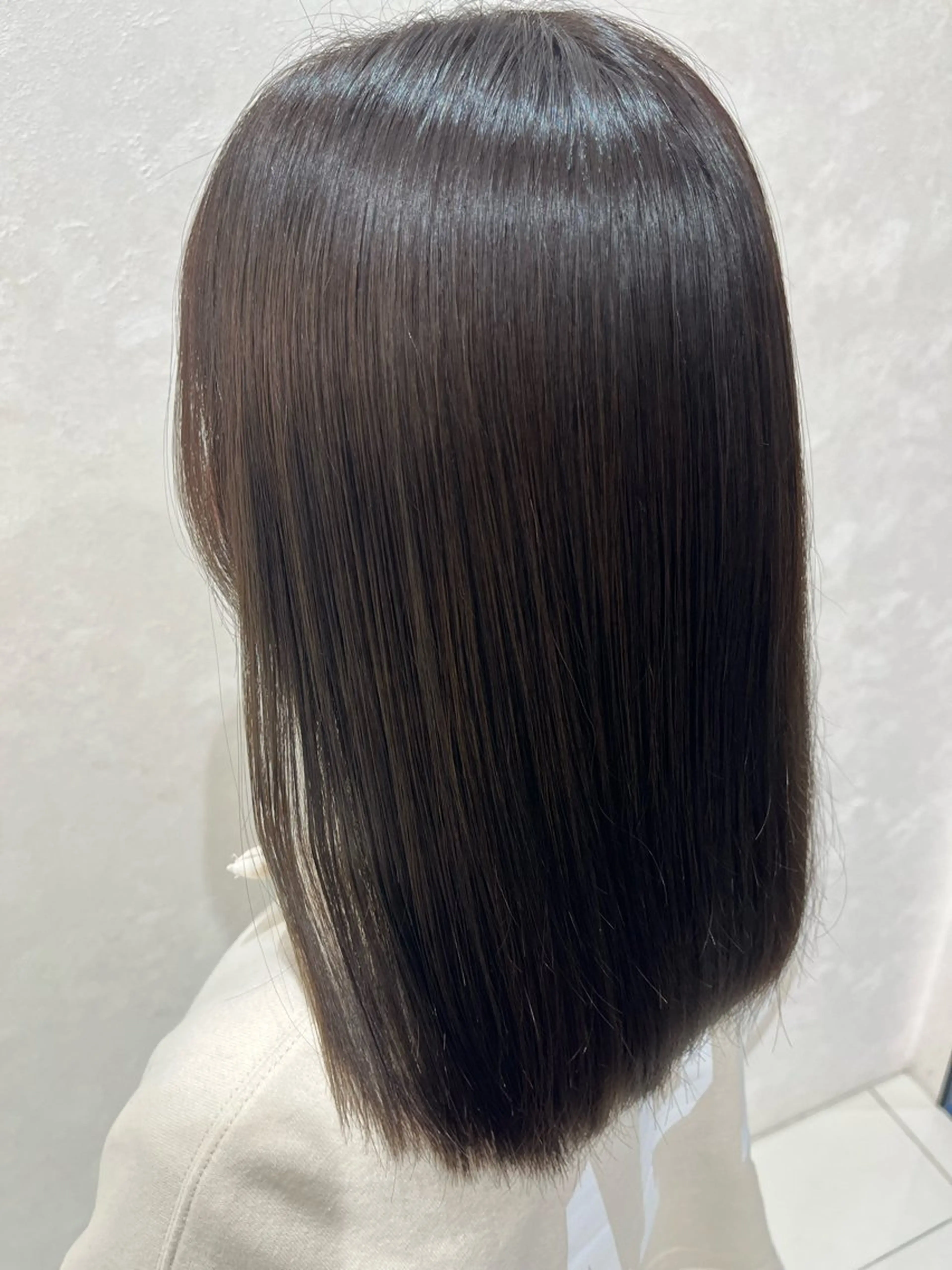 セミロング ヘアカラー トリートメント ヘッドスパ おおい まほのヘアスタイル