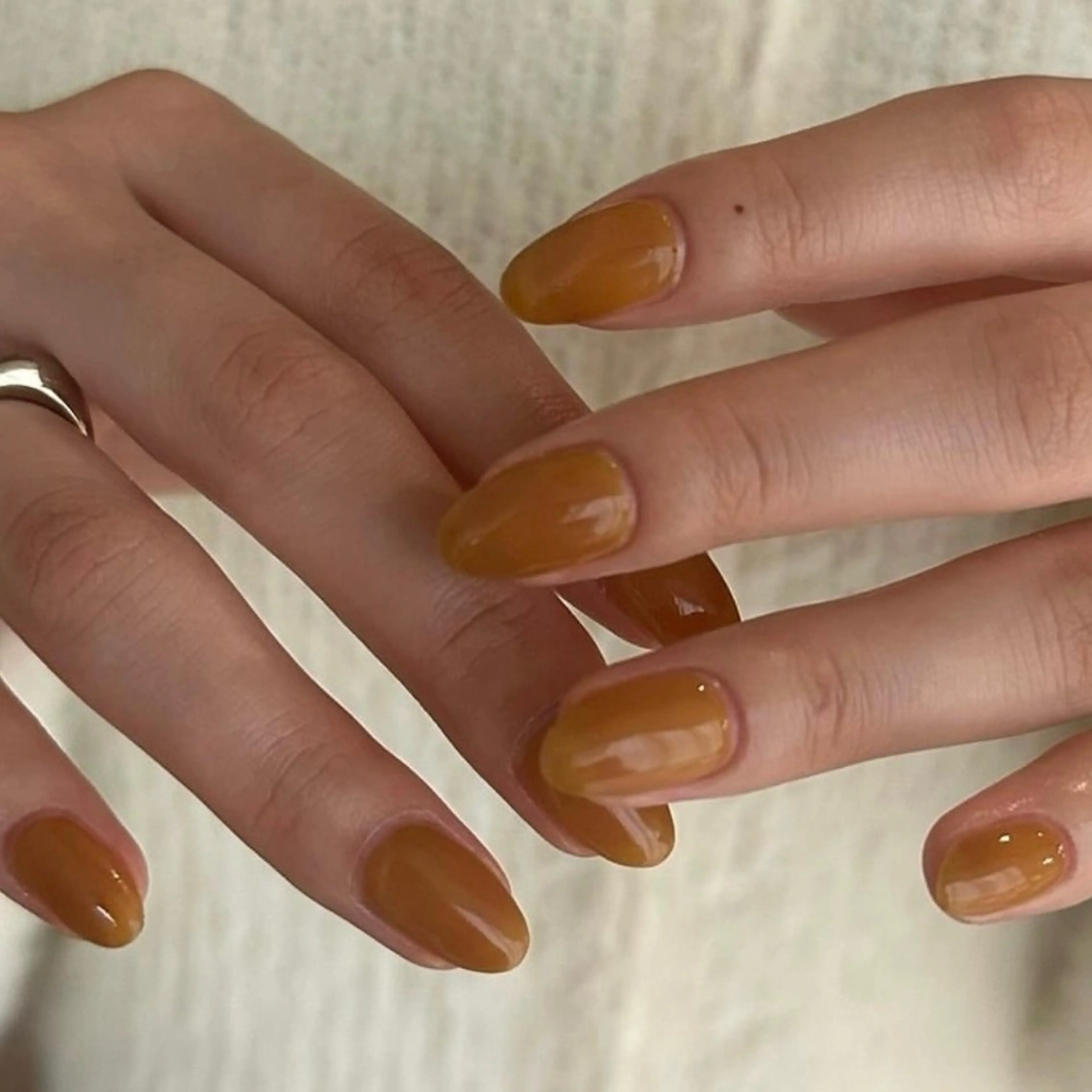 ネイル ハンドネイル lino大阪本町店所属・lino 大阪本町店のネイルデザイン