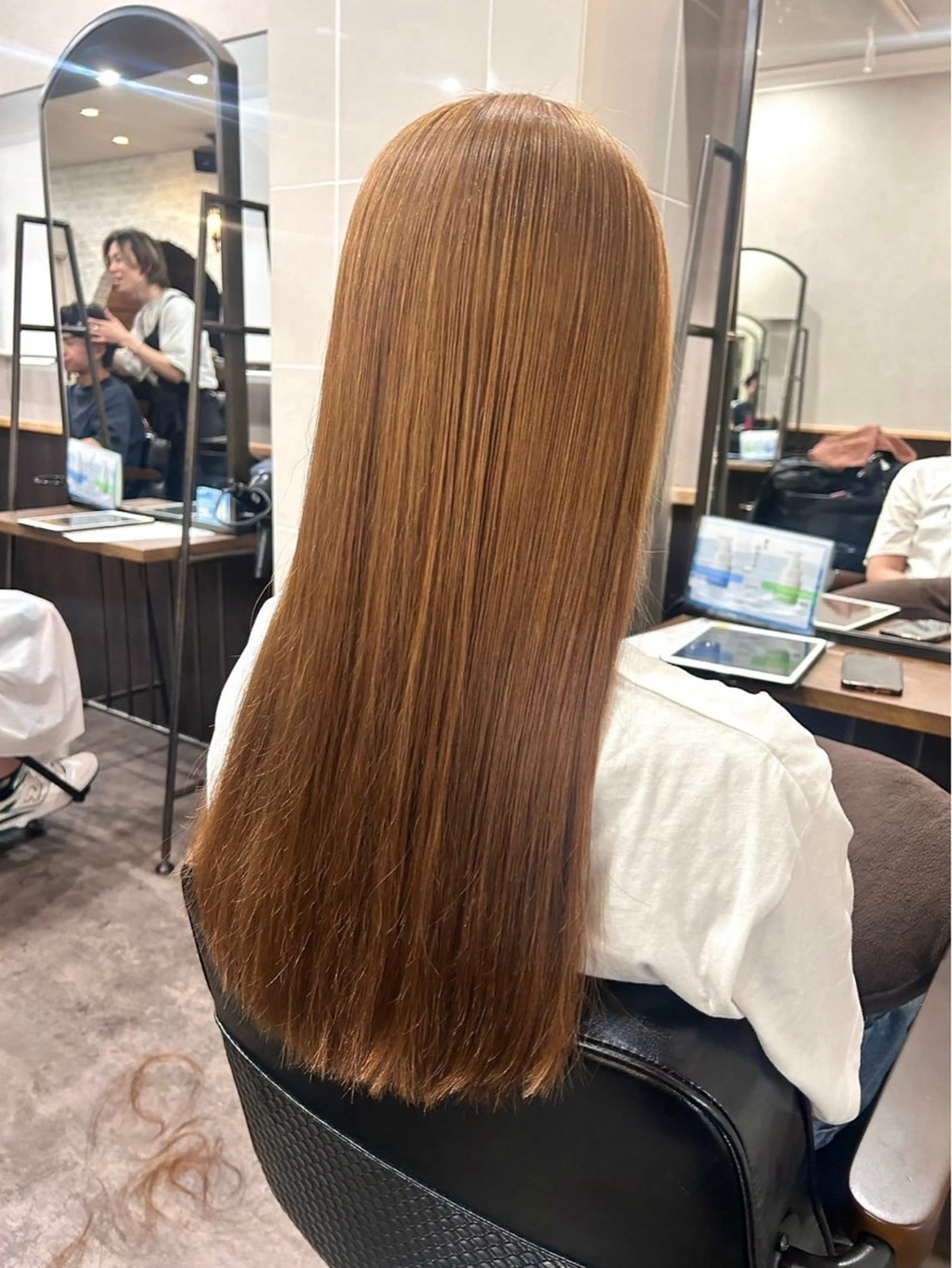 カラー ヘアカラー トリートメント Mejia Riseのヘアスタイル