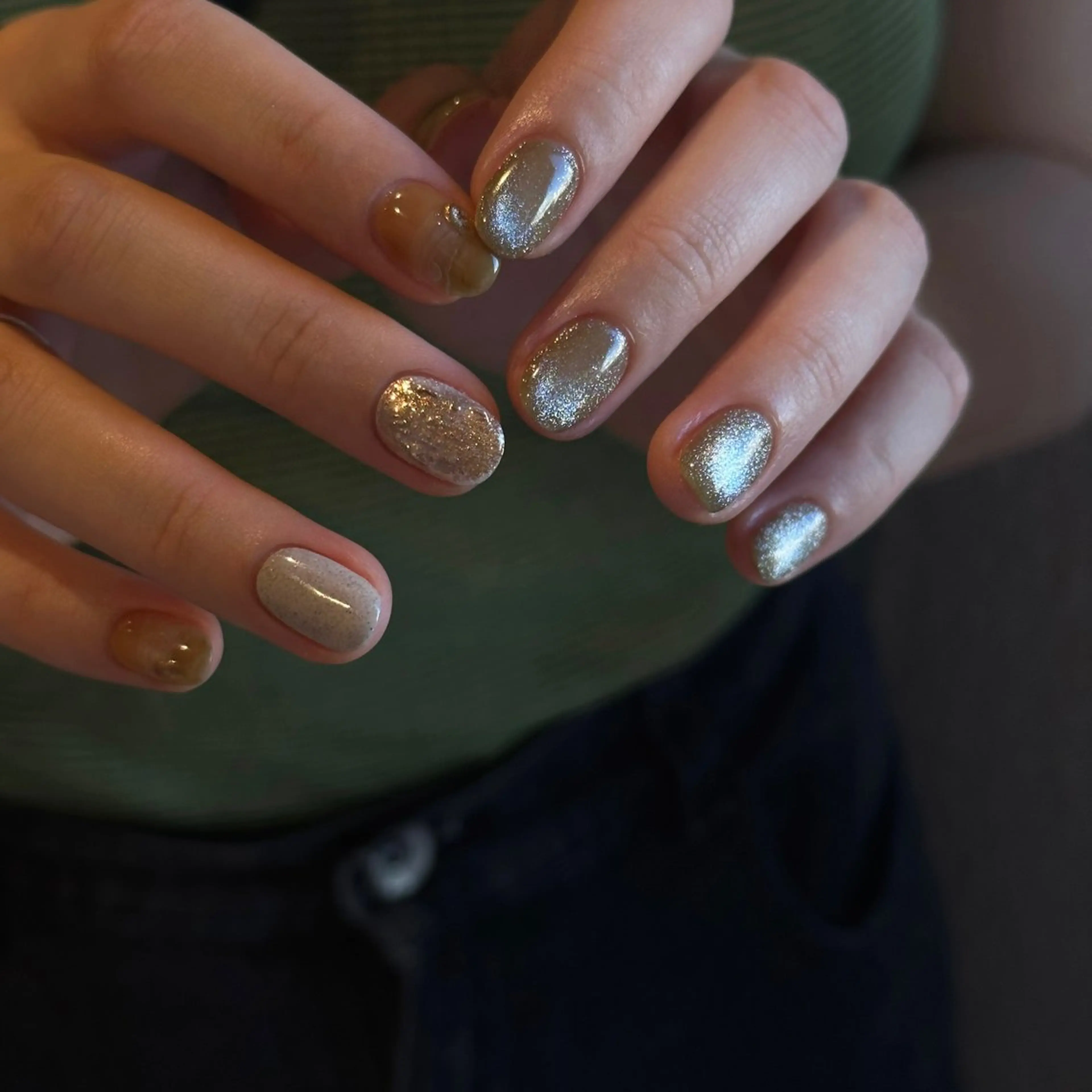 ショート カラー パーマ ヘアアレンジ メンズ キッズ ネイル マツエク・マツパ アイブロウ ハンドネイル ar. harajukuのネイルデザイン