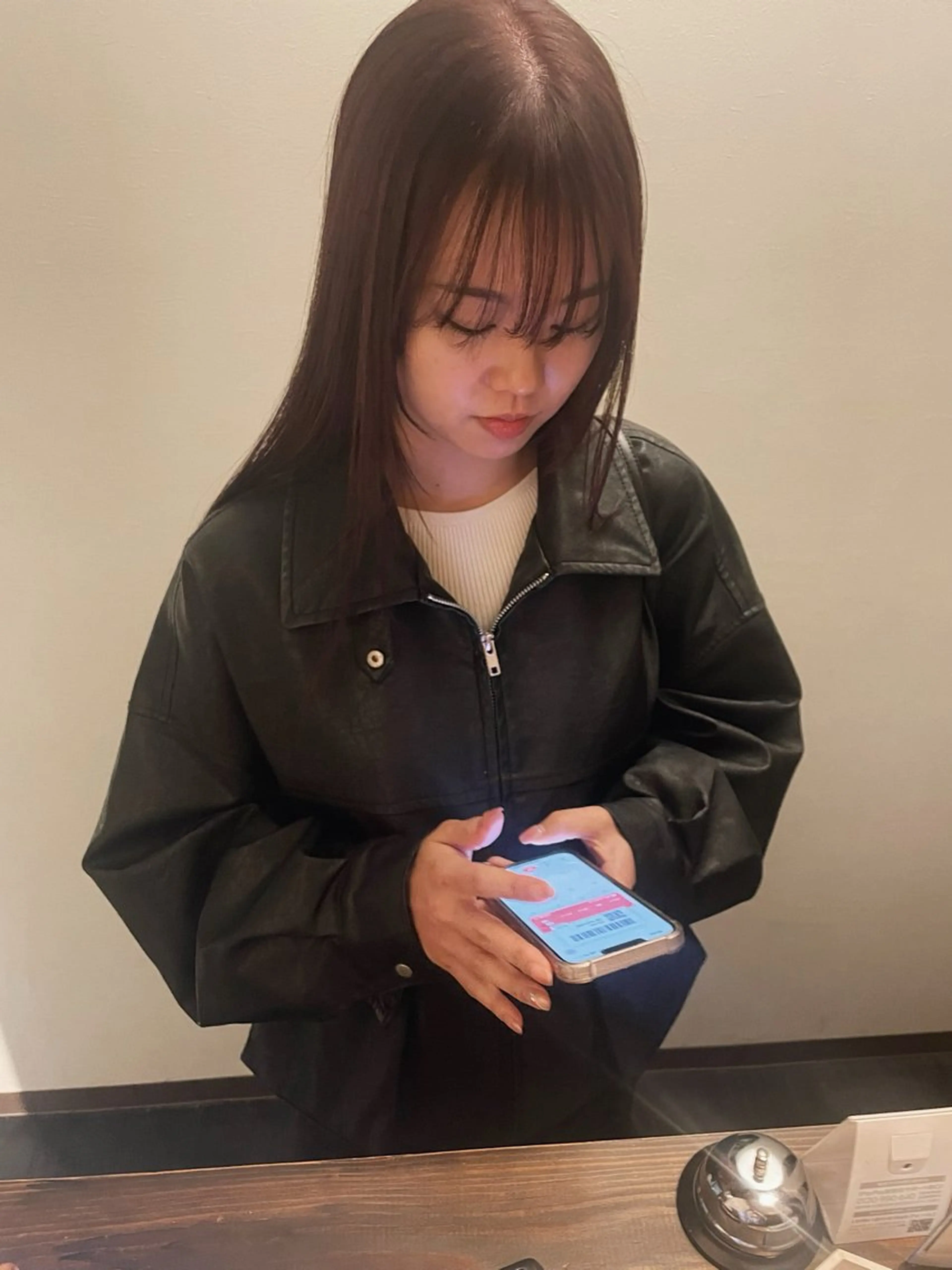 ロング カラー レッドカラー ヘアカラー トリートメント AMI 【RAWTOKYOのヘアスタイル