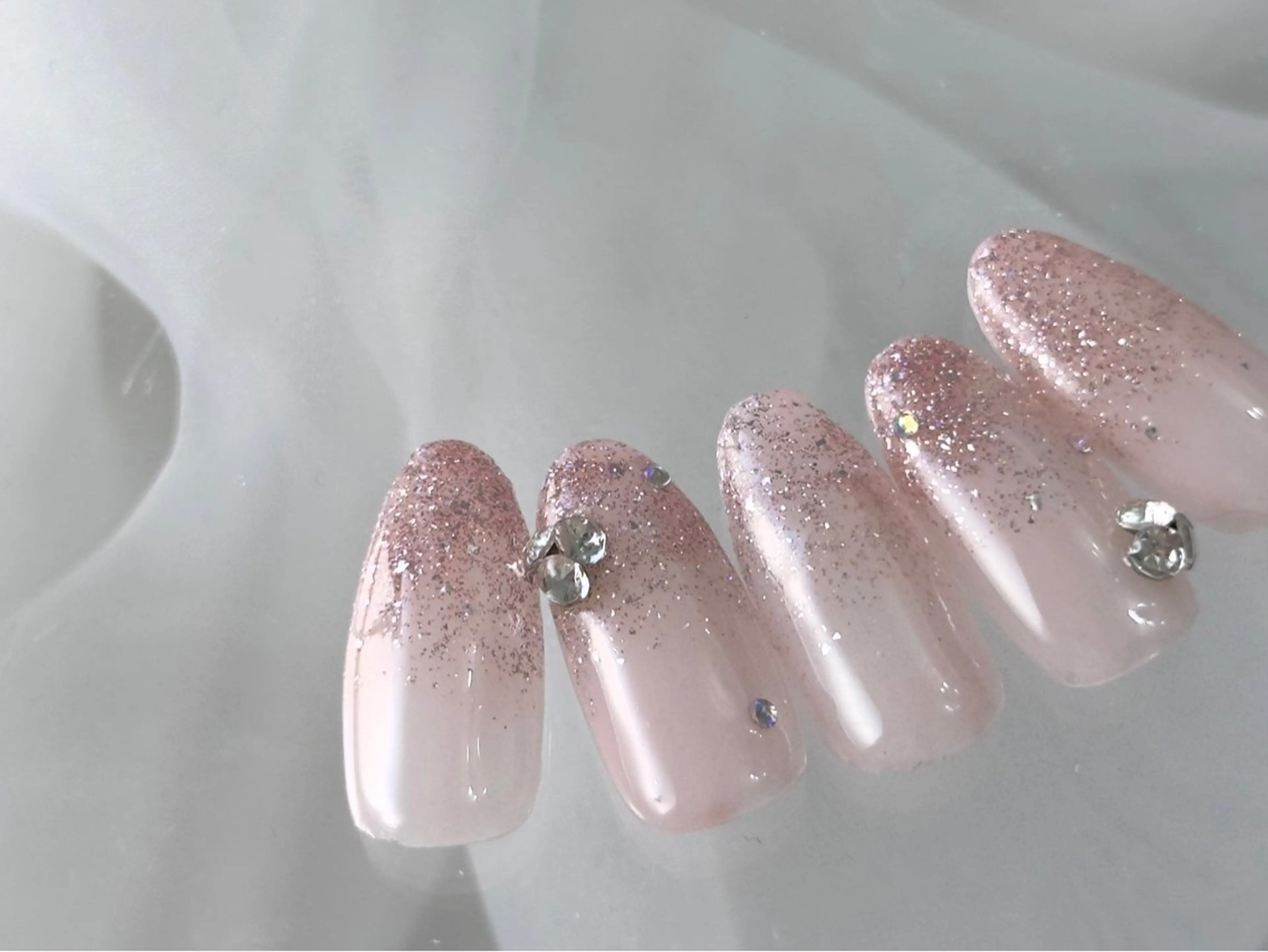 ネイル フラッシュネイル ラメ(グリッター) ラメグラデーション 春ネイル ワンホンネイル ハンドネイル U.nail カワバタのネイルデザイン