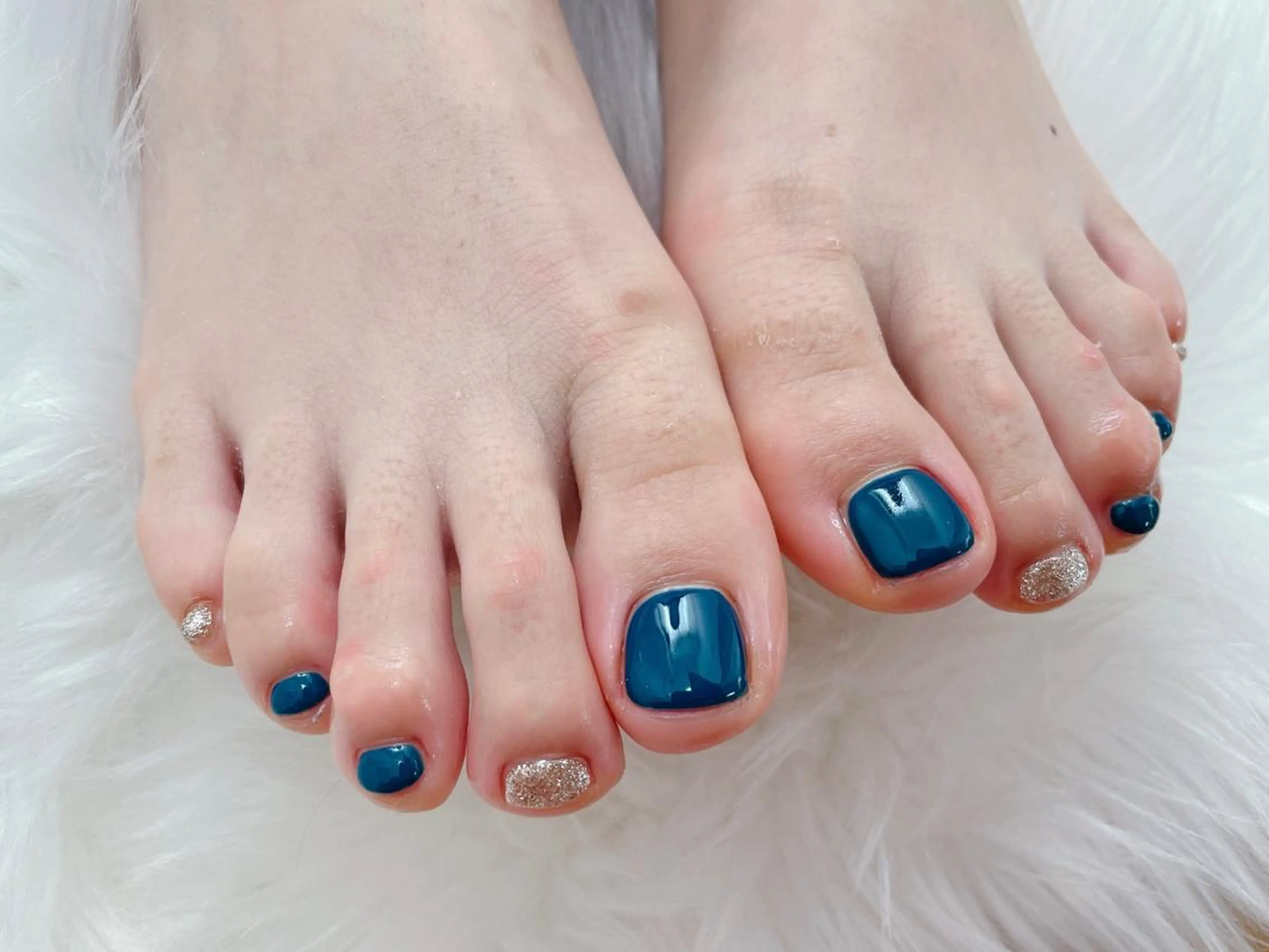 ネイル フットネイル mogunail &blowのネイルデザイン