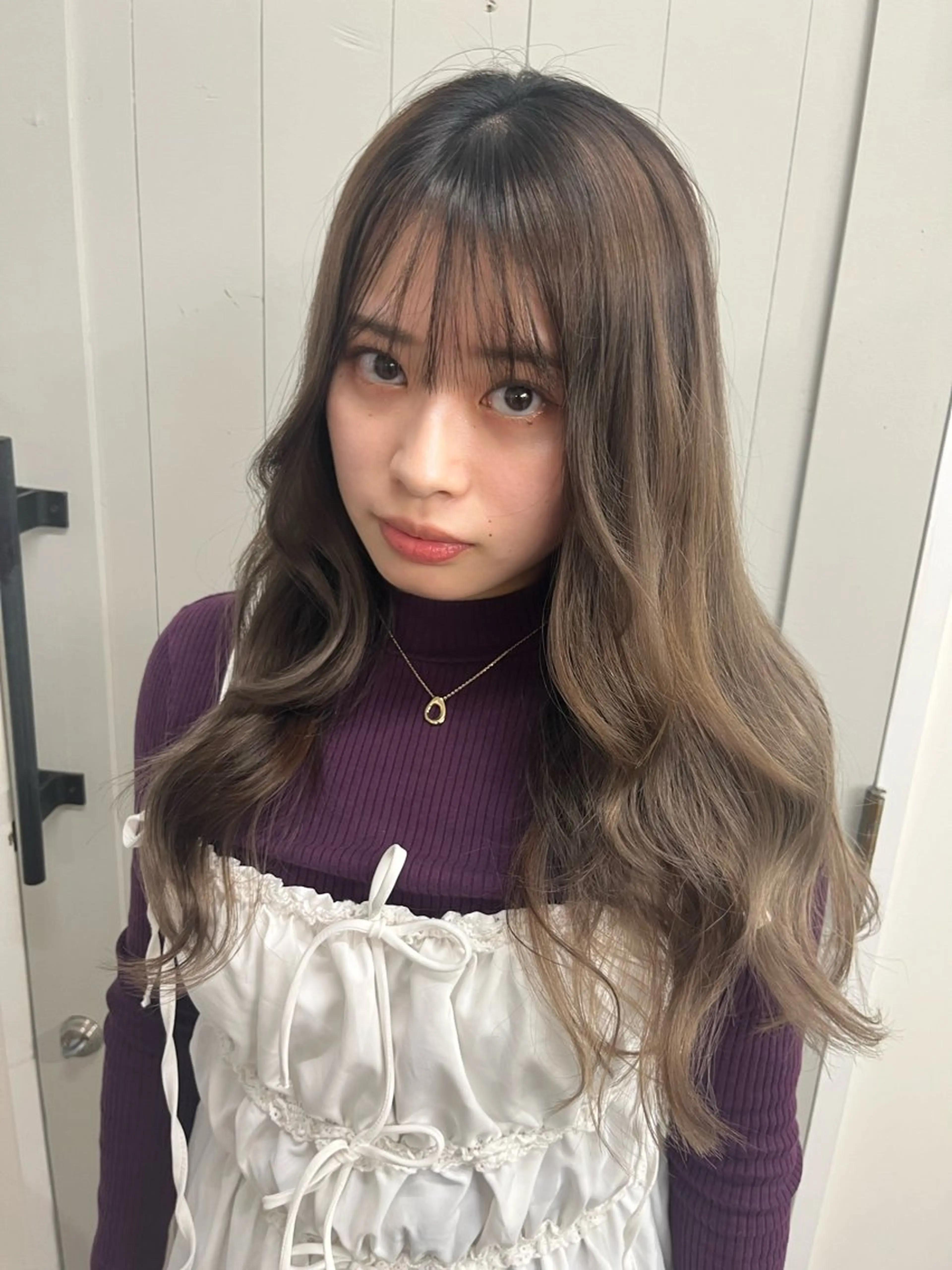 ロング レイヤーカット ヘアカラー トリートメント 髪質改善・ハイトーン 🌈SENAのヘアスタイル