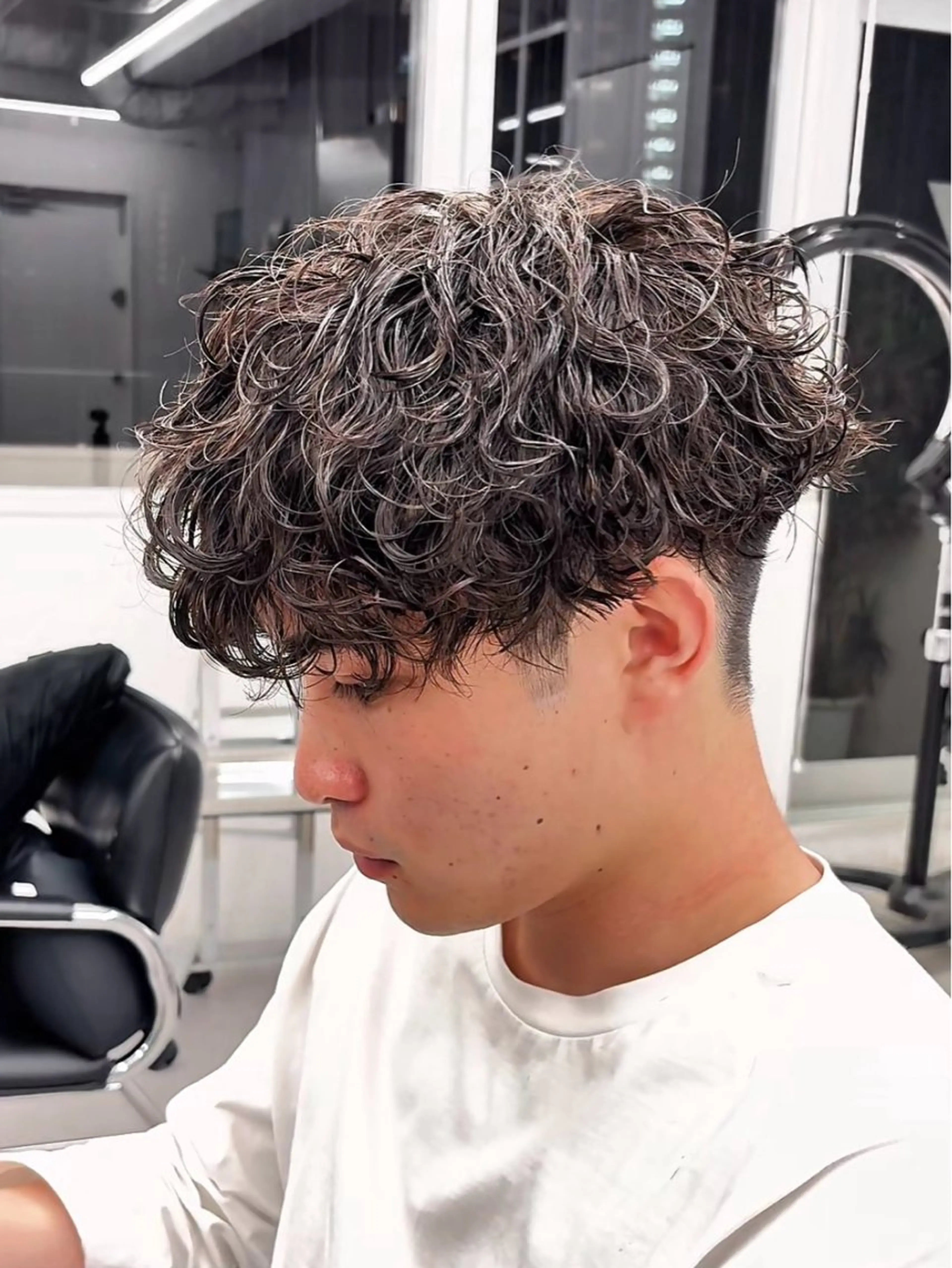 パーマ メンズ カット パーマ ヘアセット 💋ホワイトメッシュ /パーマ/メンズ💋のヘアスタイル