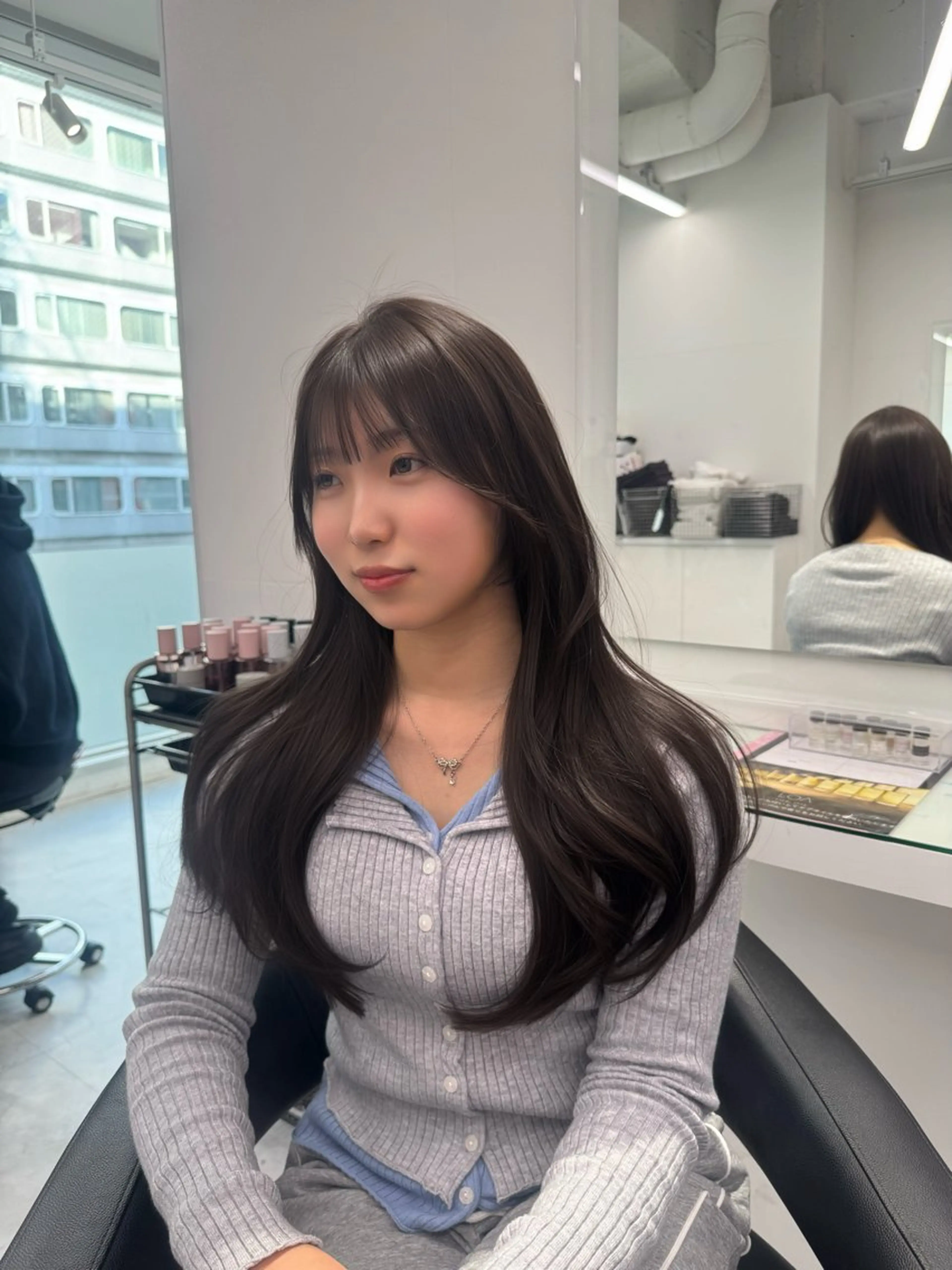 ロング カラー カット ヘアカラー トリートメント ヘッドスパ ヘアセット 韓国トレンドカット カラー🤍しゅうじのヘアスタイル