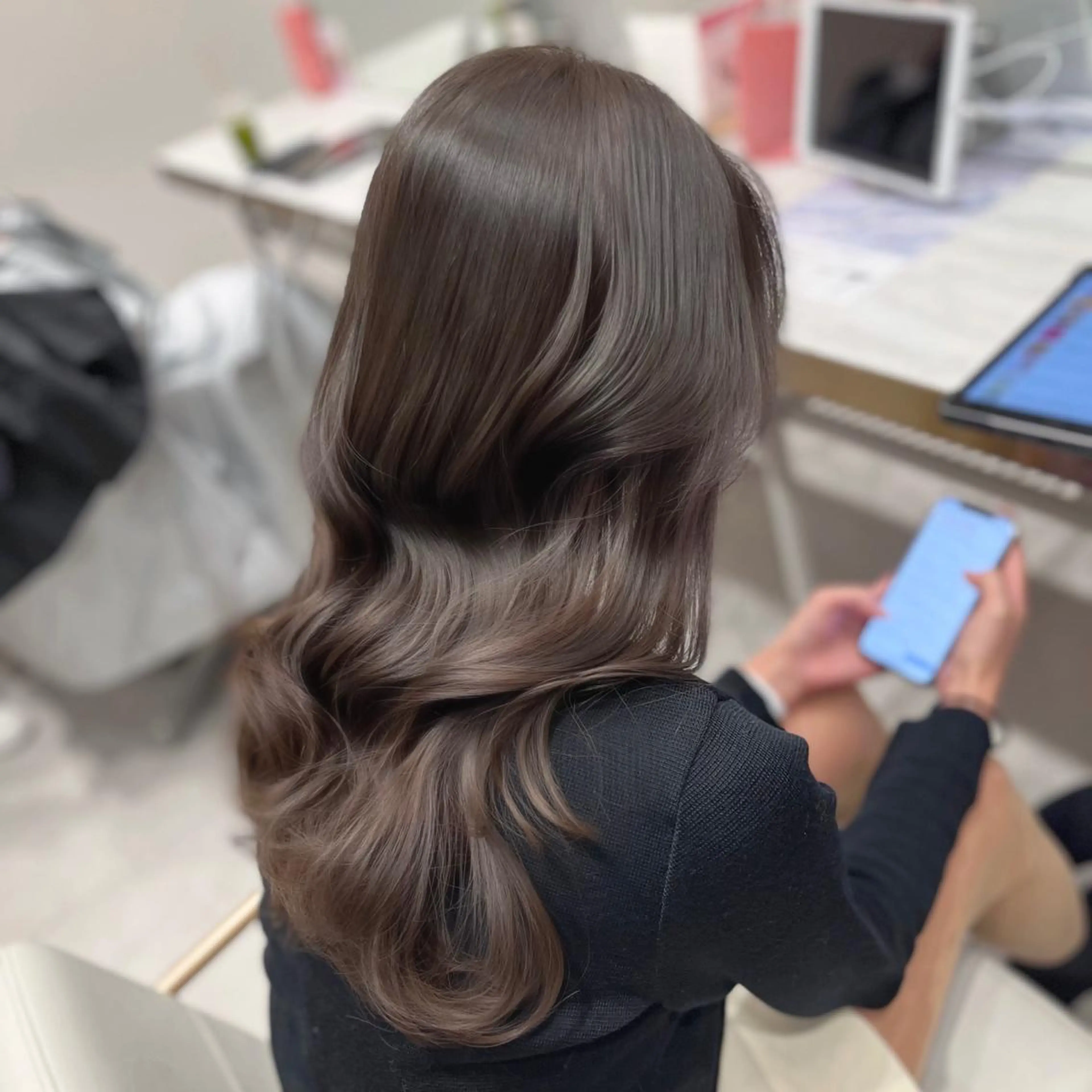 ロング カラー カット トリートメント 赤羽今日子/レイヤー /盛れる顔まわりのヘアスタイル