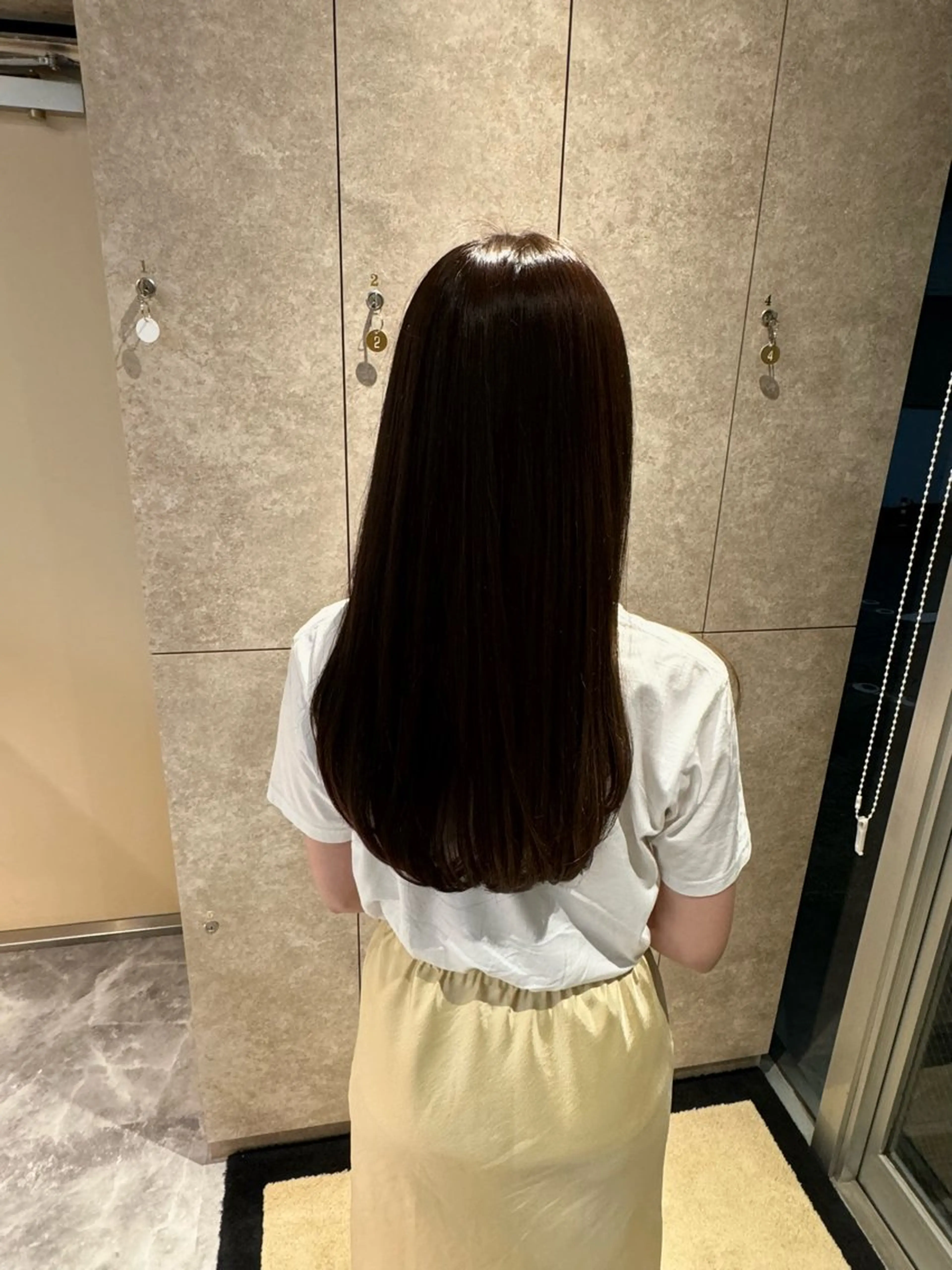 ロング カラー ロング スガハラ アンナのヘアスタイル