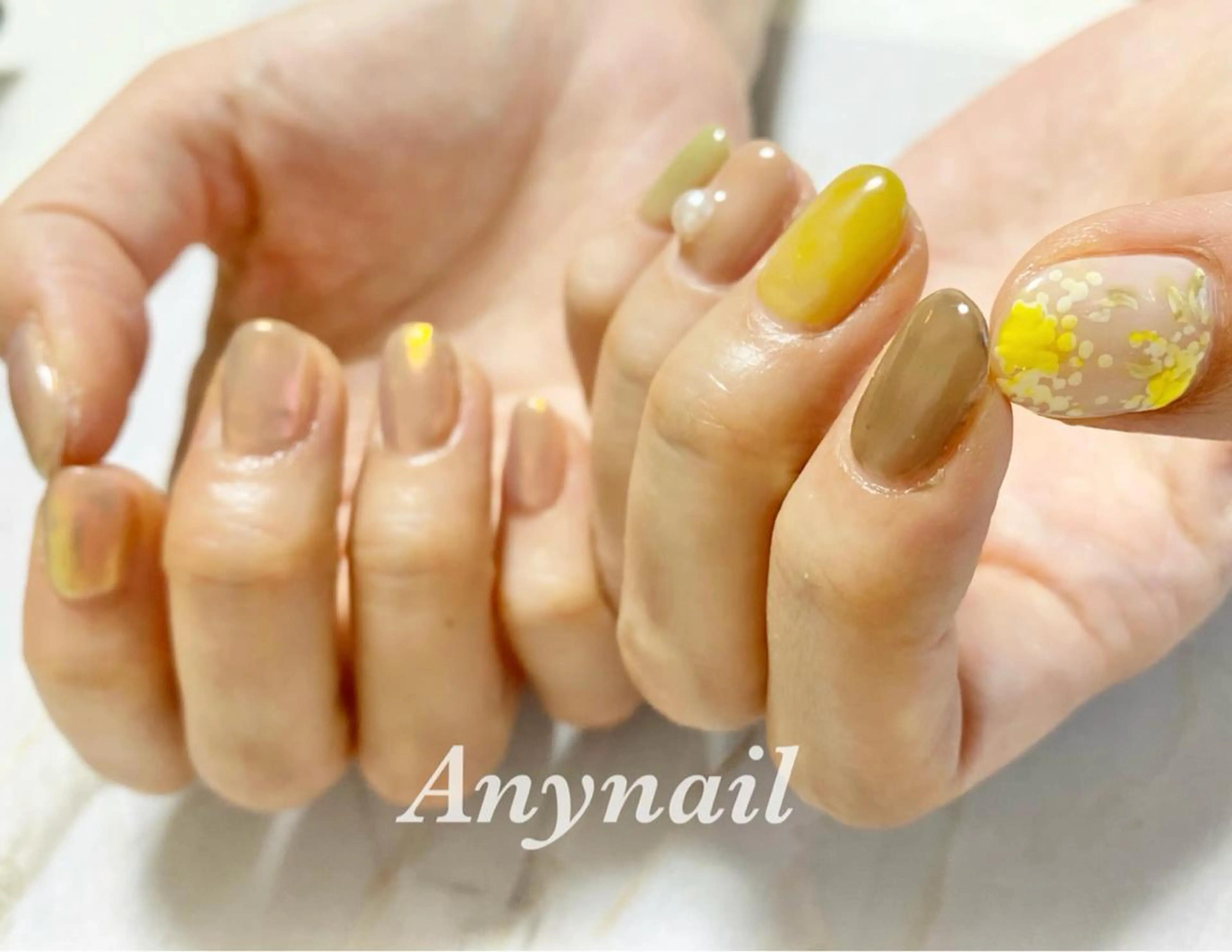 ネイル オーロラネイル ブルー 春ネイル ハンドネイル 岩澤 恵子のネイルデザイン