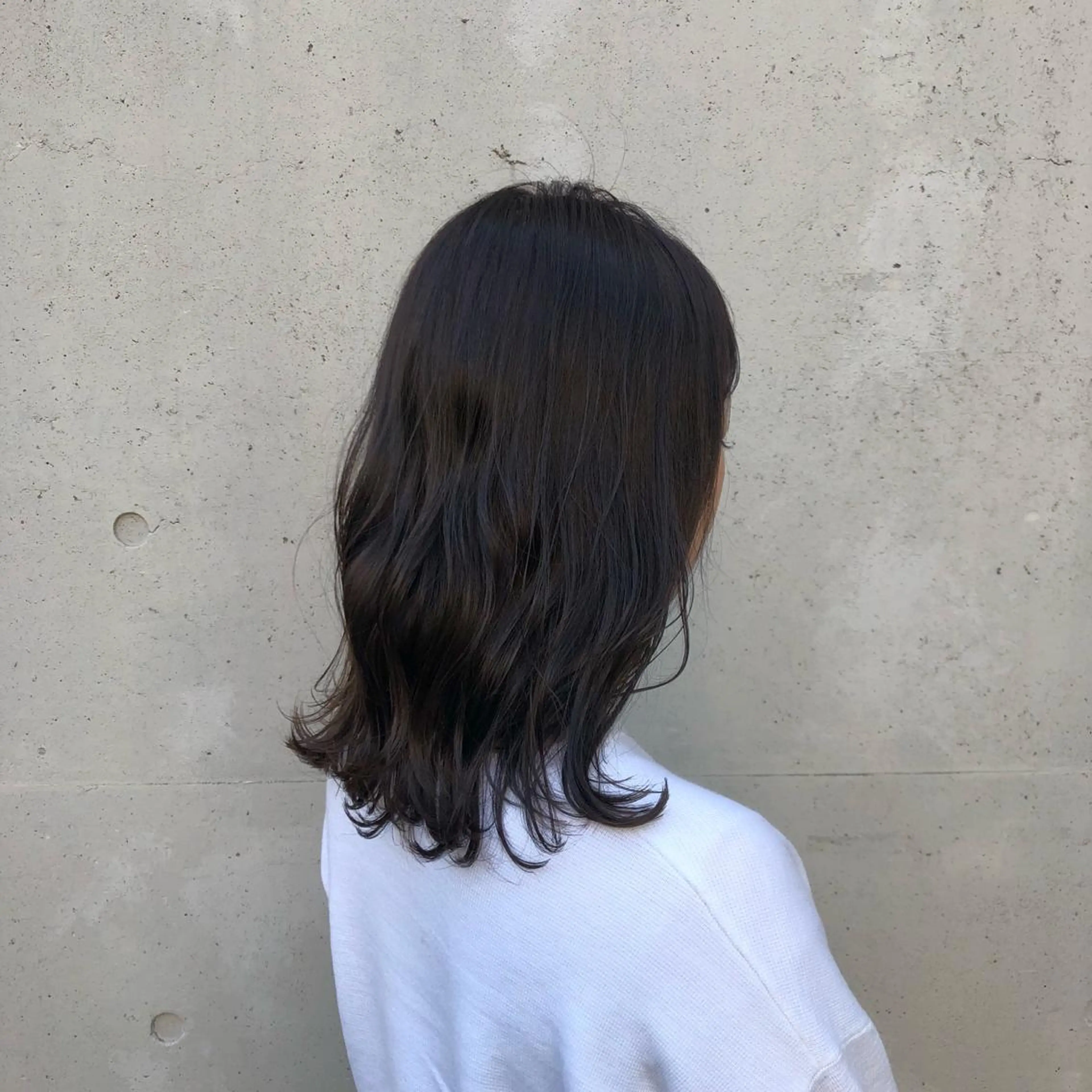 セミロング カラー アッシュ ラベンダーカラー ラベンダーアッシュ 酸性縮毛矯正🧴韓国 レイヤー/髪質改善のヘアスタイル