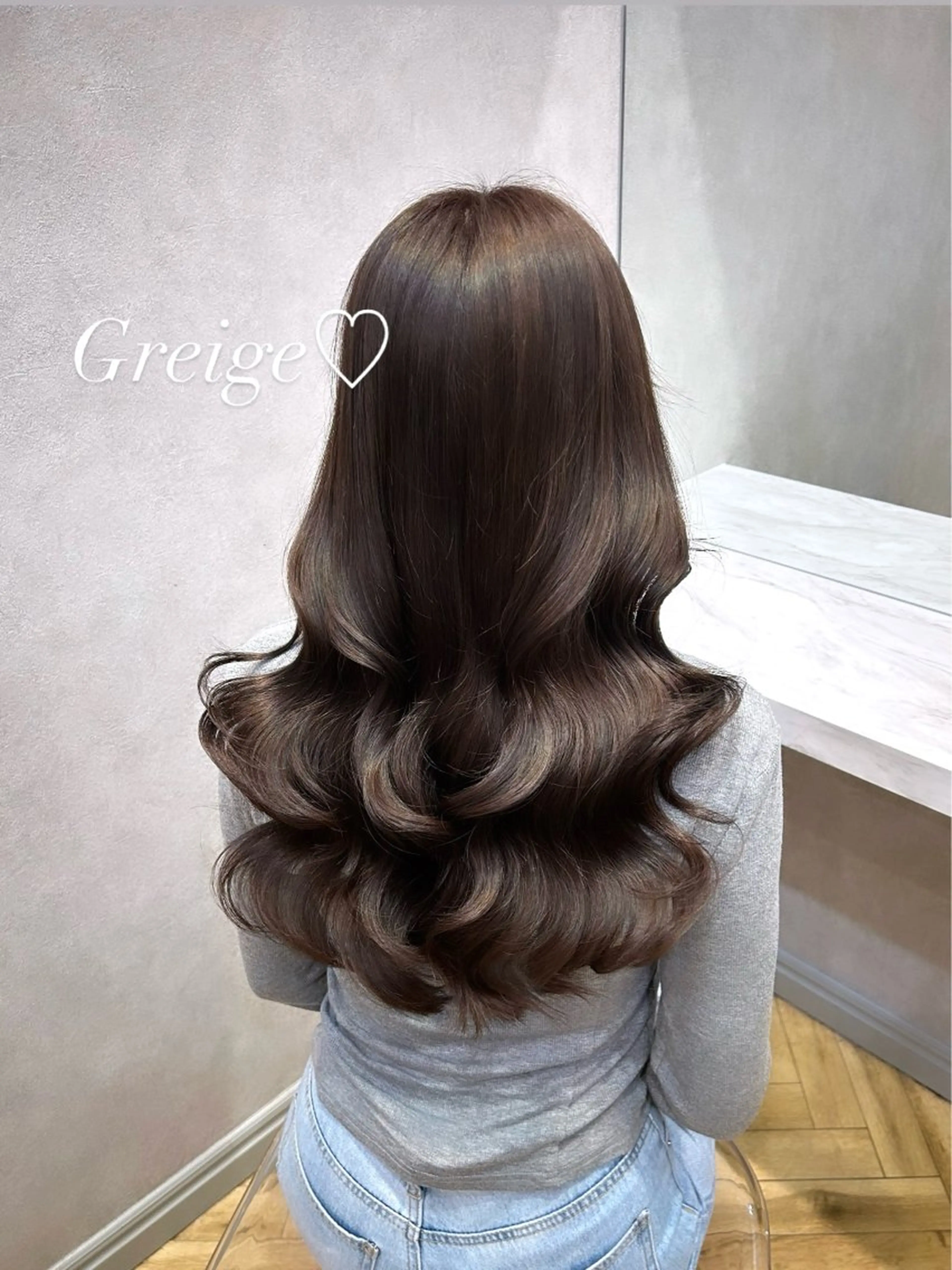 ロング カラー ヘアアレンジ グレージュ 🩷韓国ヘア/ヨシン モリ🩷Maikaのヘアスタイル