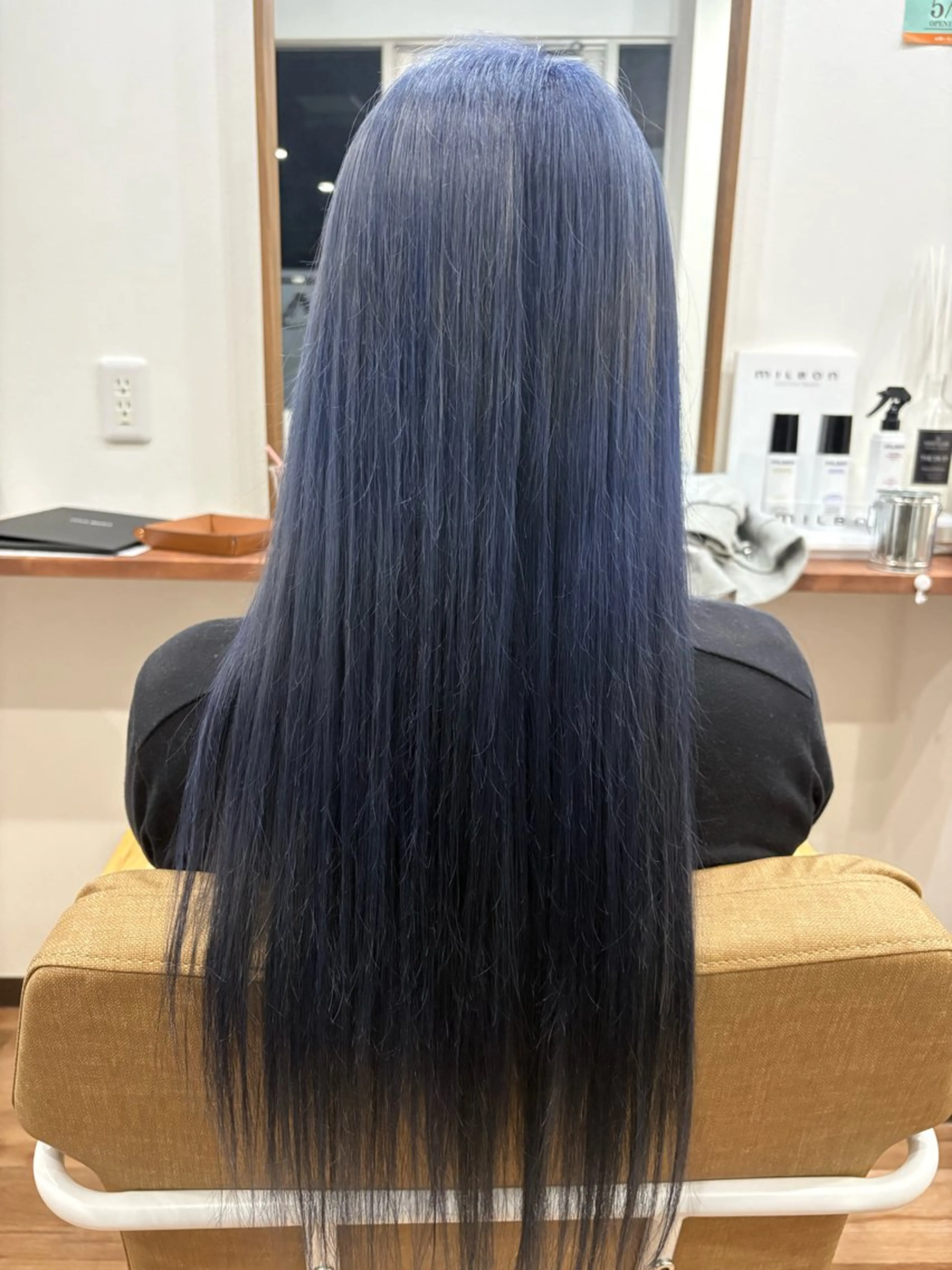 ロング カラー ヘアカラー hairs 897のヘアスタイル