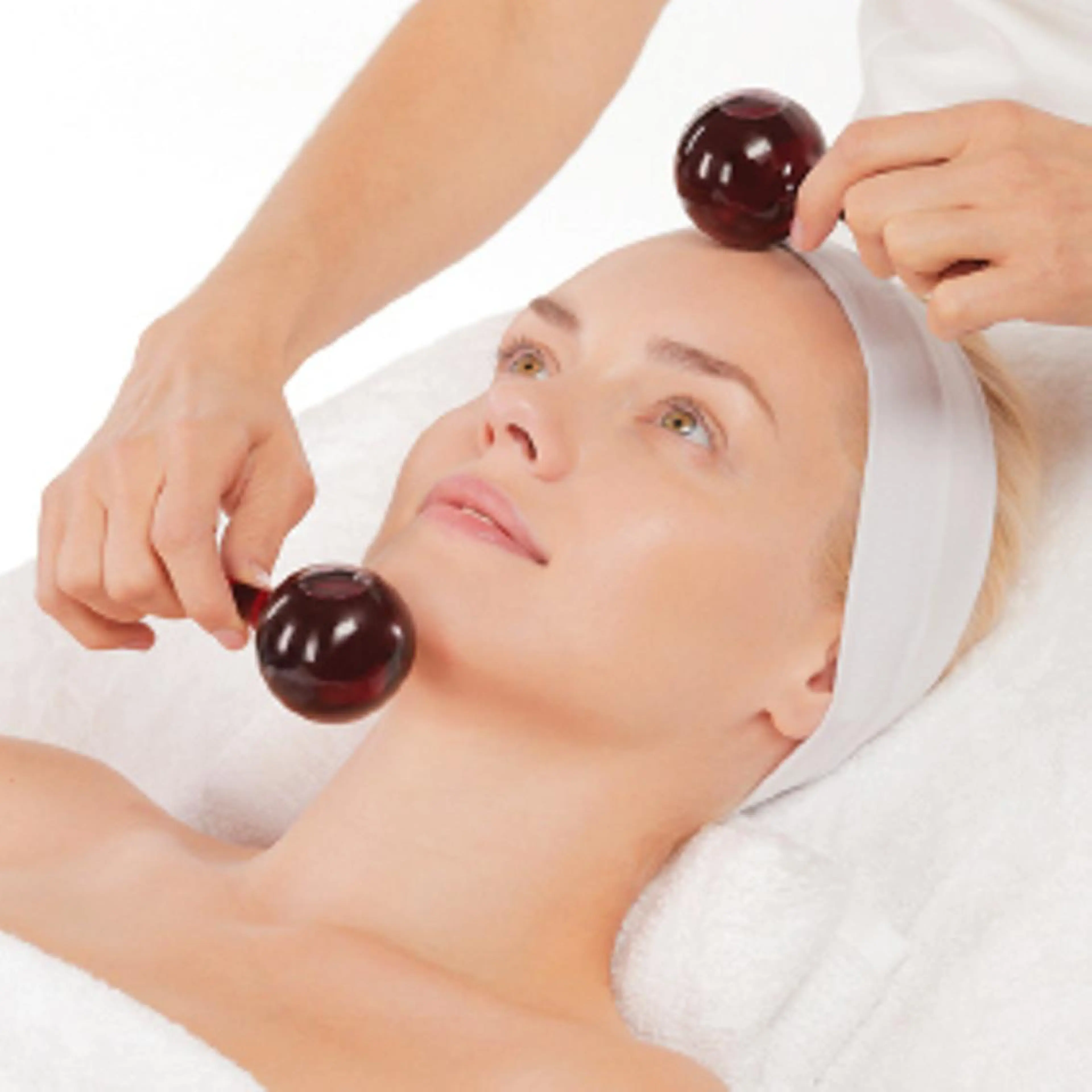 クリスティーナ シャトーデボーテフェイシャルの写真