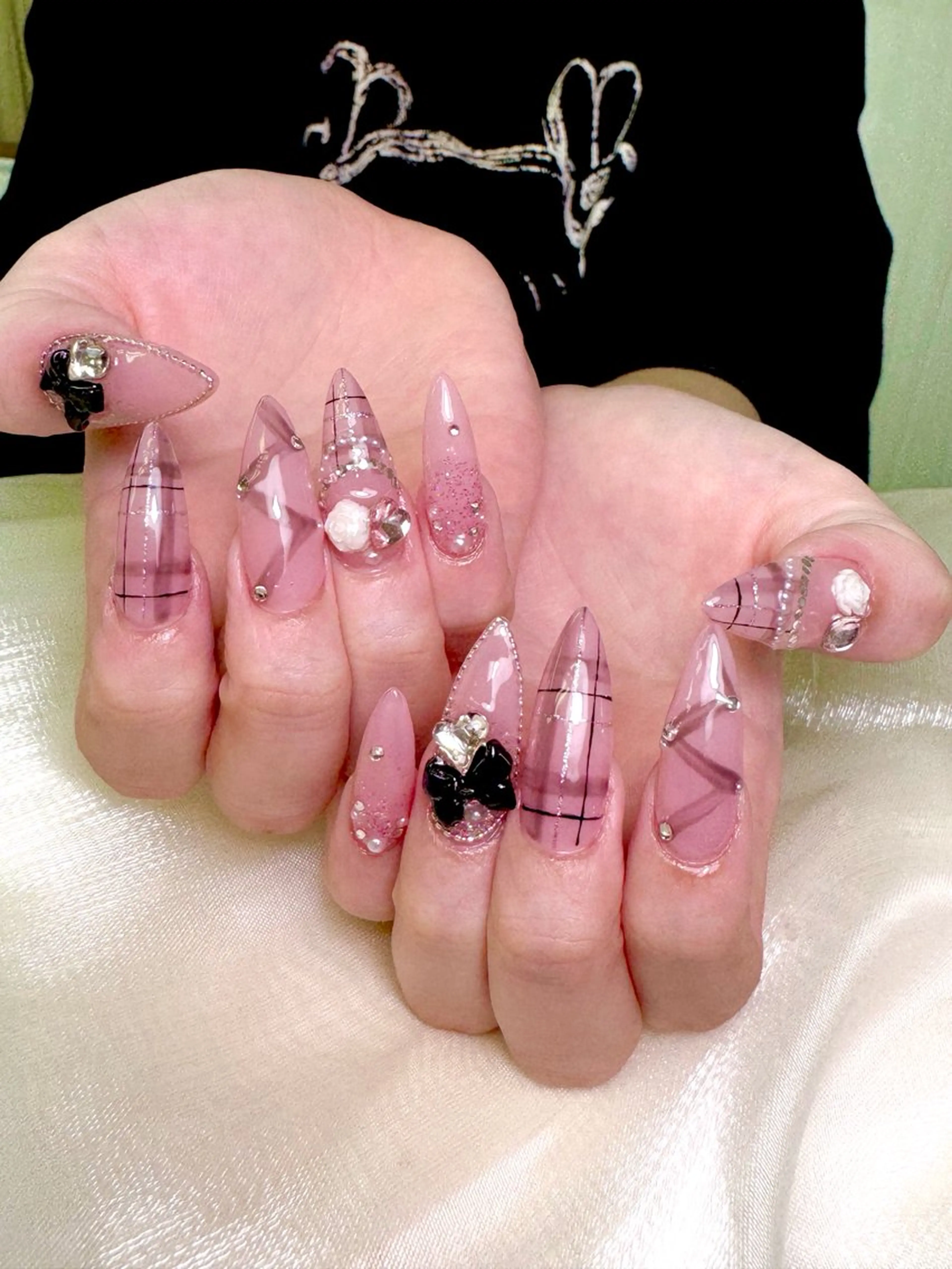 ネイル ハンドネイル lucky nail 歌舞伎町のネイルデザイン