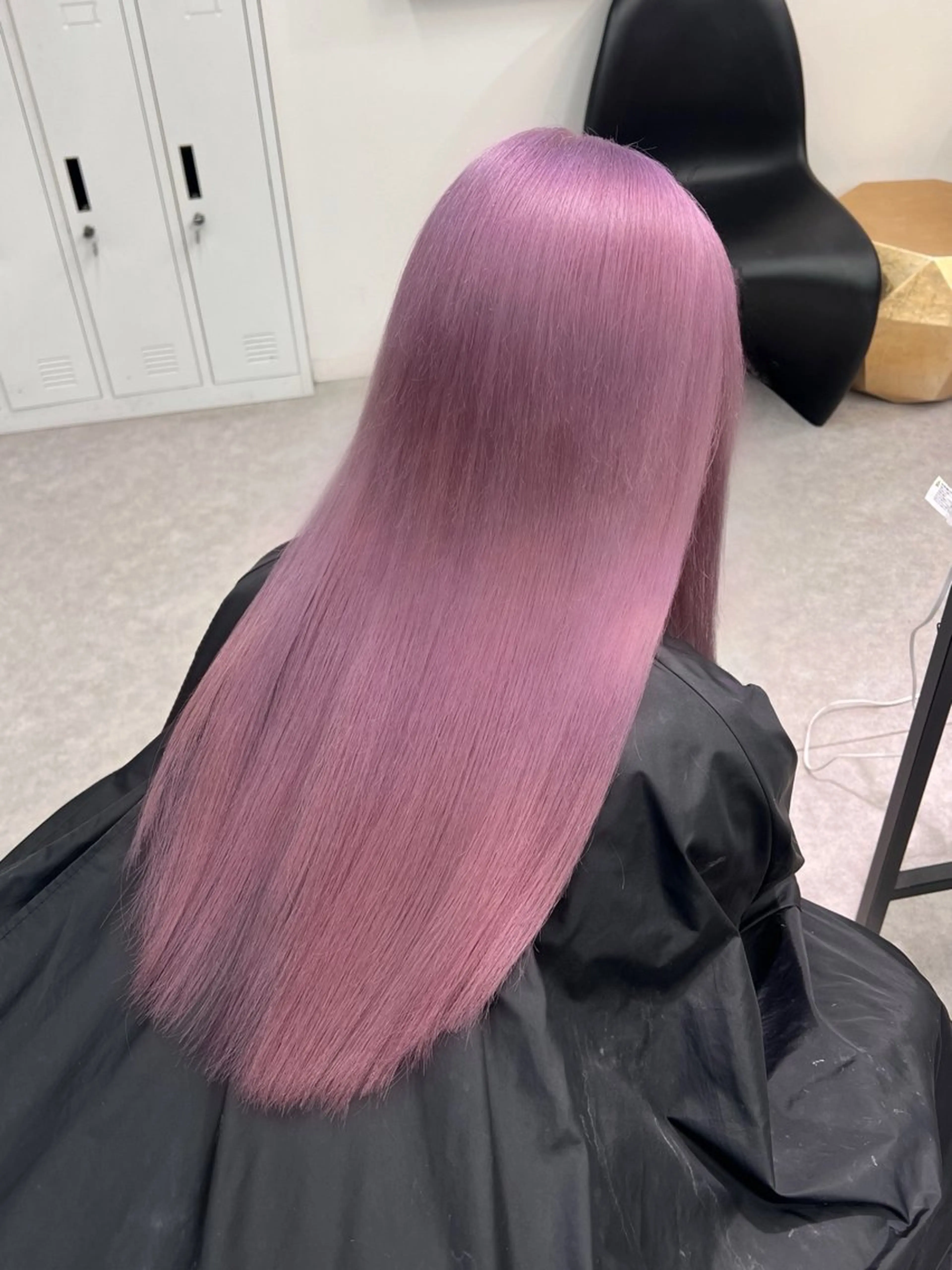 ロング カラー ブリーチ ケアブリーチ ハイトーンカラー ラベンダーカラー ラベンダーピンク ヘアカラー 渋谷ハイトーン/ エクステ/さきののヘアスタイル