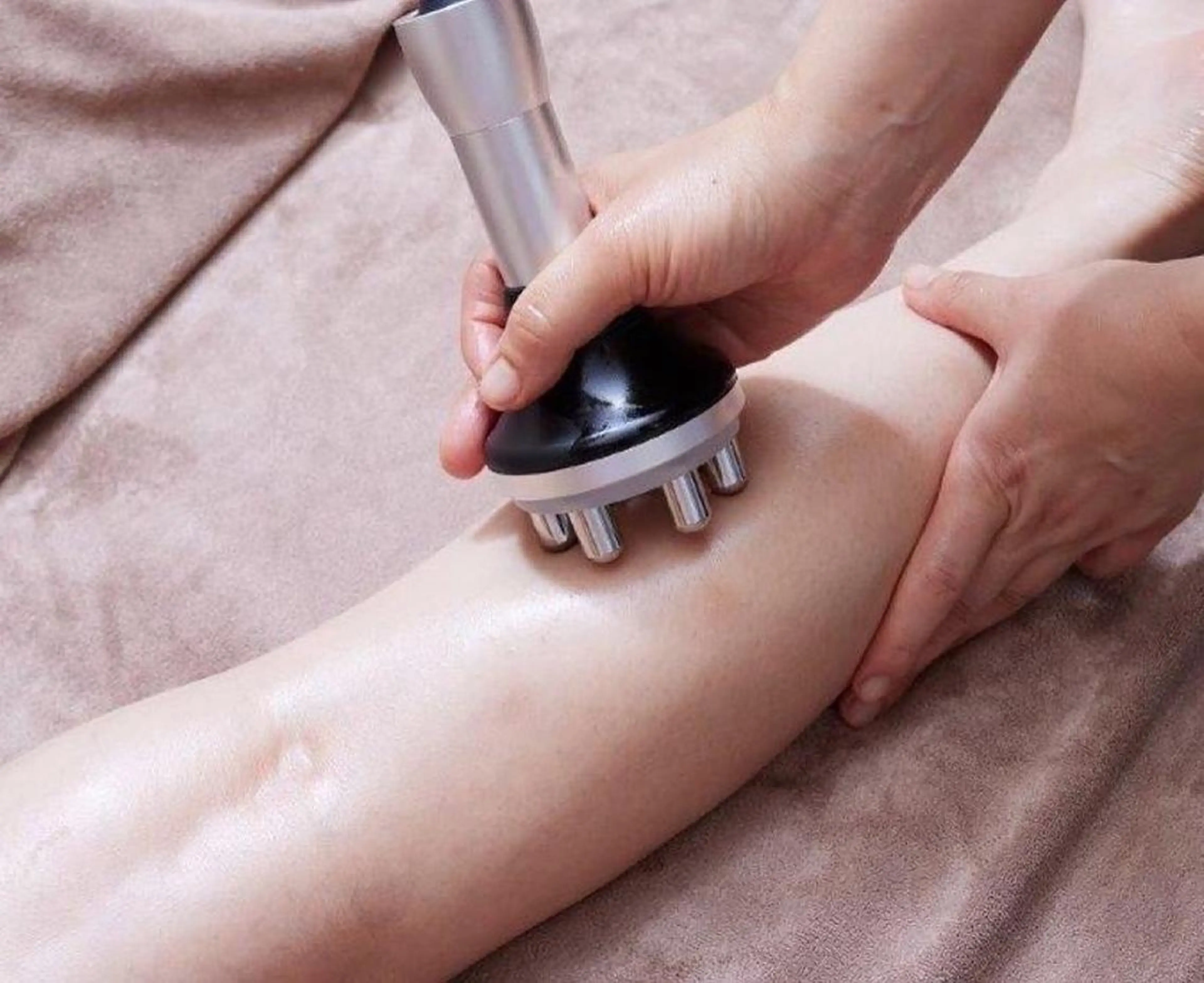 R salonのネイルデザイン