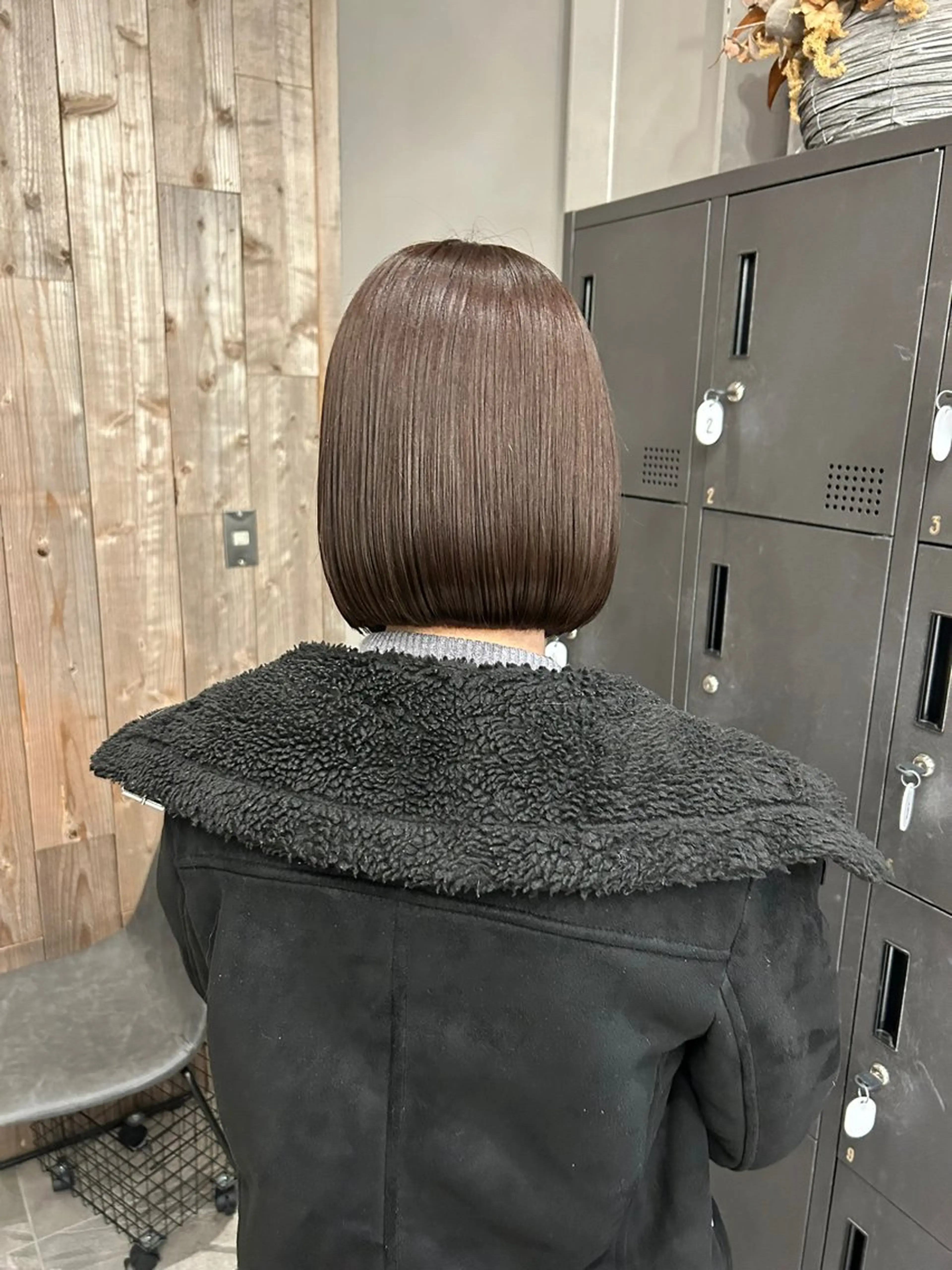 ミディアム カラー グレージュ ボブ カット ヘアカラー トリートメント 艶髪/髪質改善 yukaのヘアスタイル