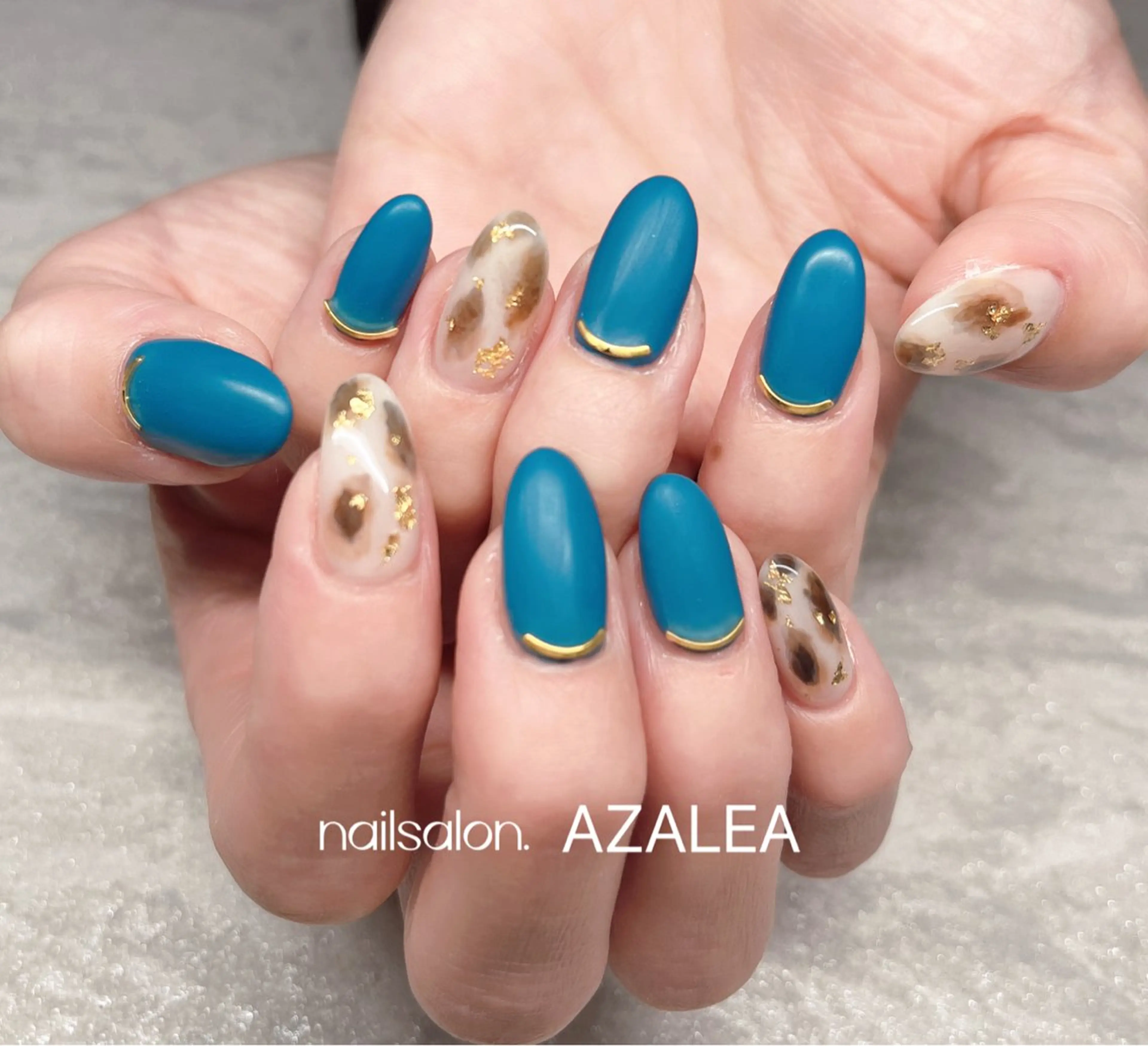 ネイル R inのネイルデザイン