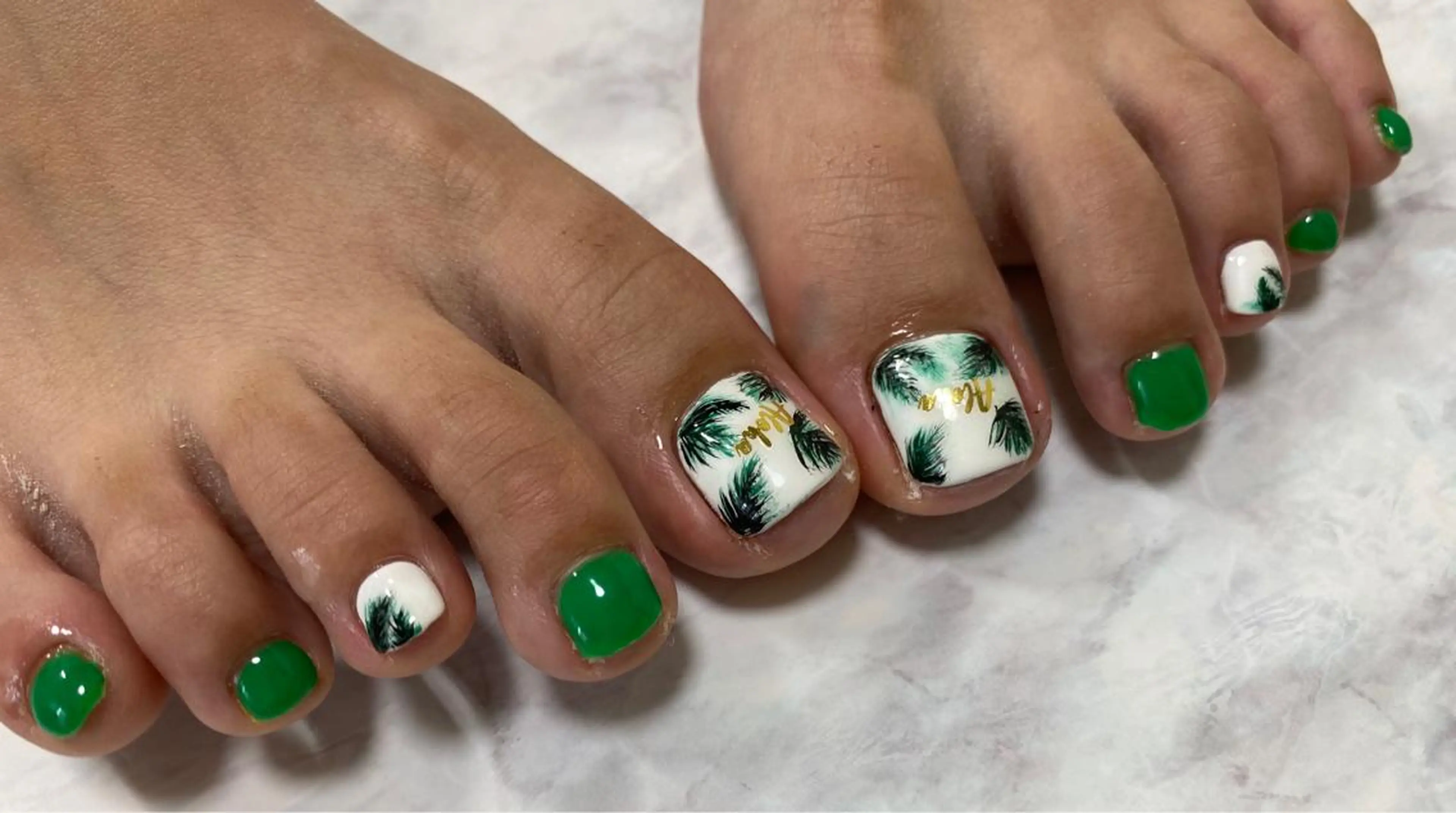 ネイル フットネイル Mana‪ ‪·͜· ❤︎‬のネイルデザイン