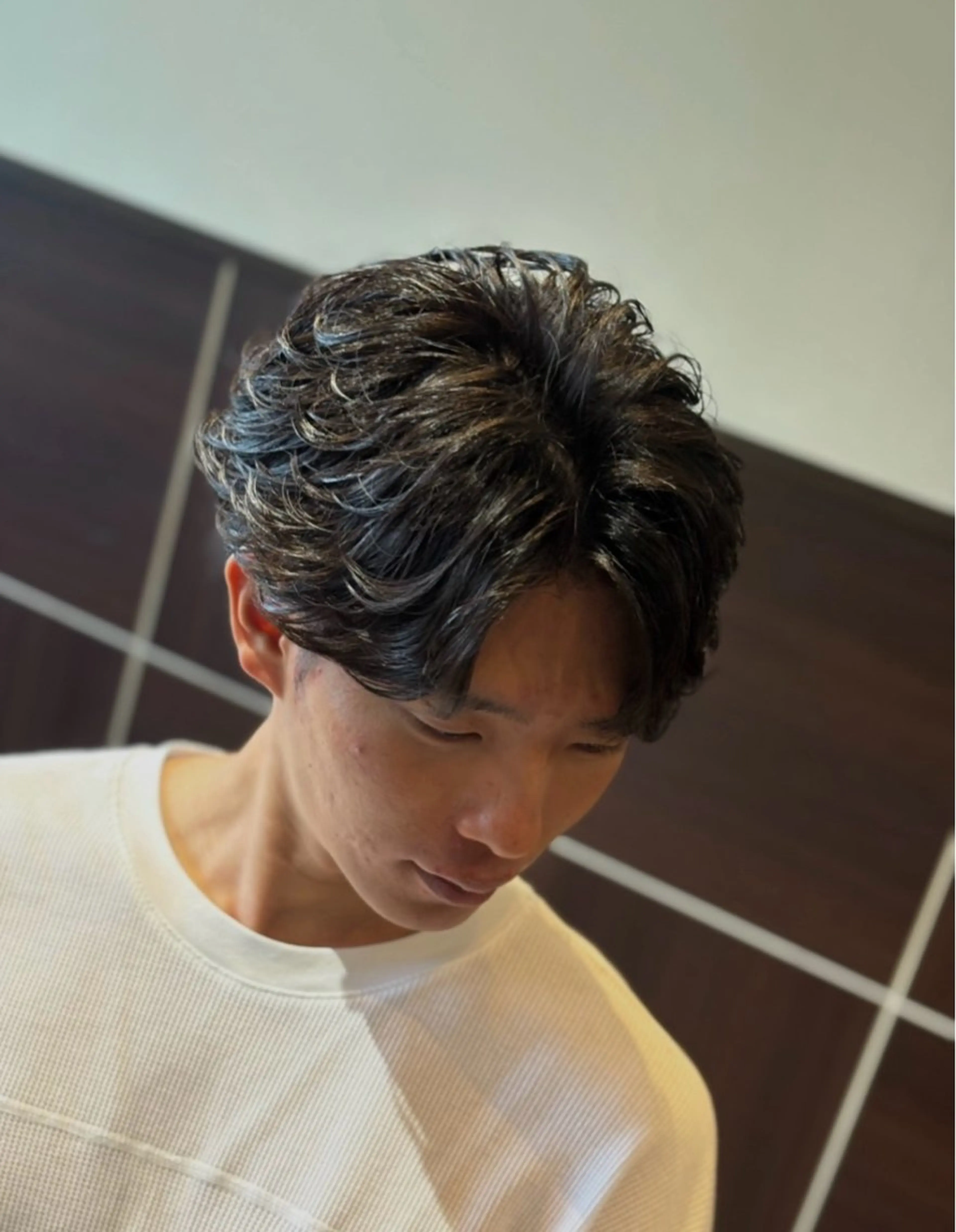 メンズ パーマ 西田 祥馬のヘアスタイル