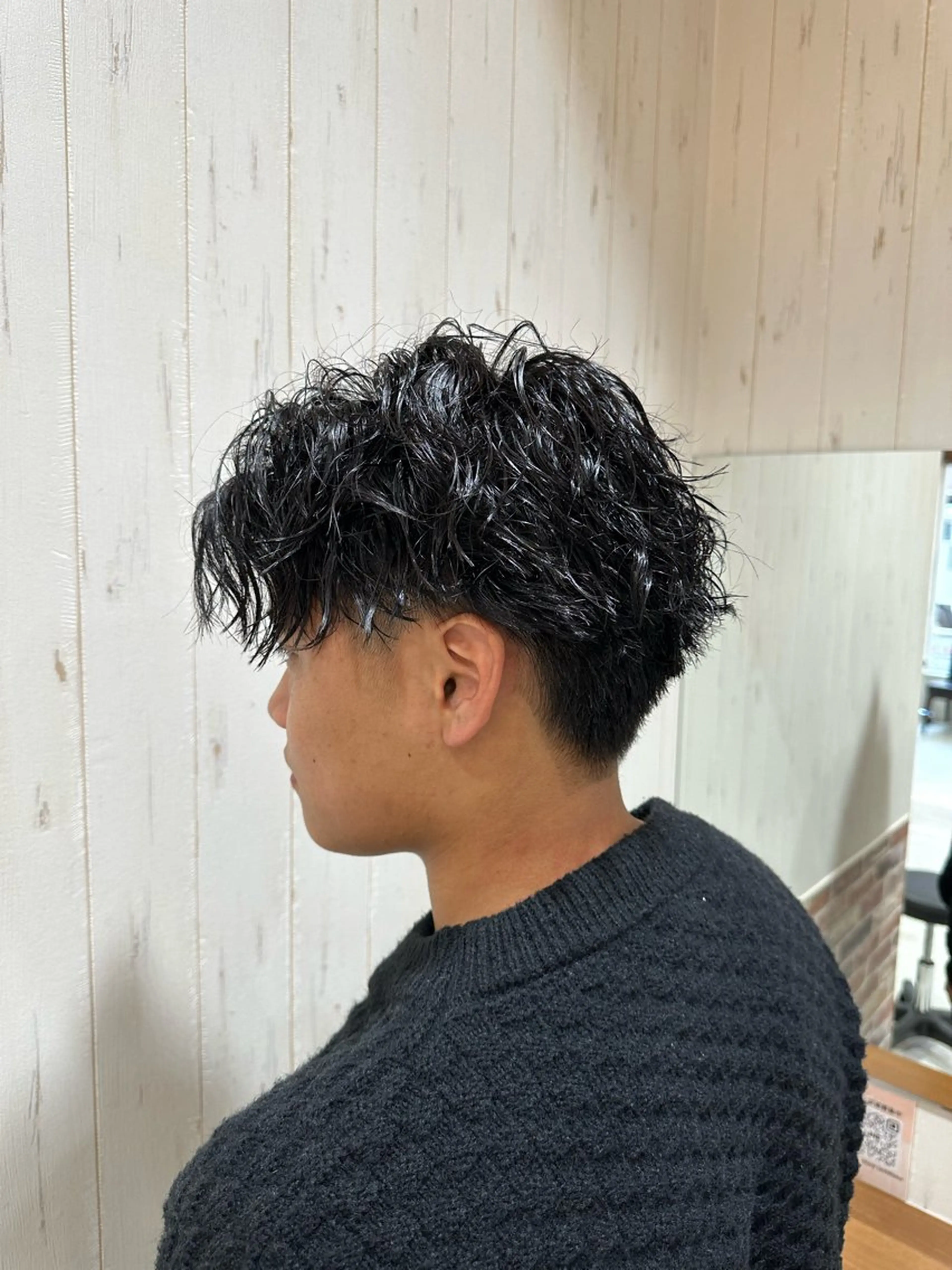 ショート パーマ メンズ マッシュ メンズパーマ ツイストスパイラルパーマ 波巻きパーマ ショートヘア パーマ 中嶋 紘夢のヘアスタイル