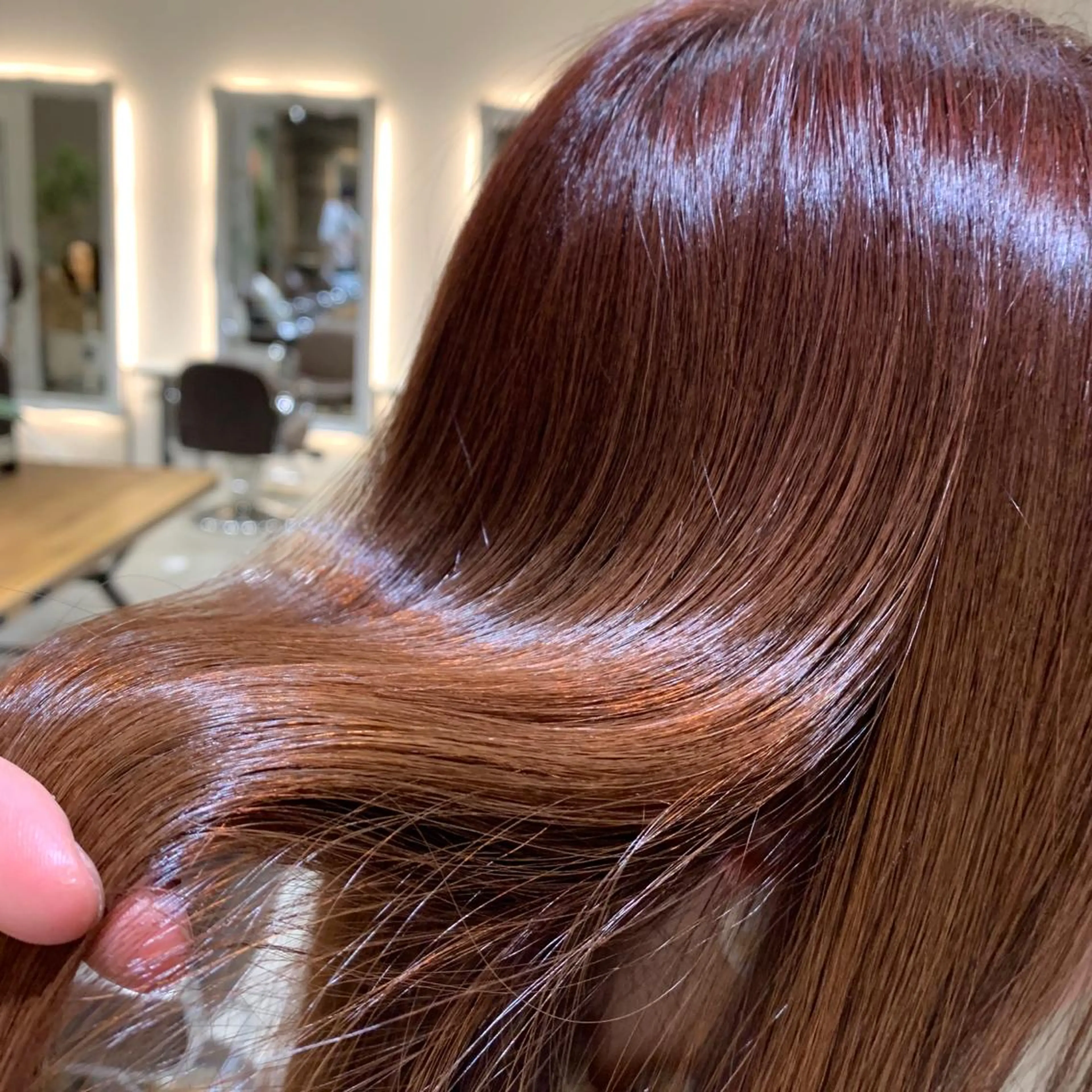 セミロング カラー 透明感カラー トリートメント 【ロングウルフカット 姫カット】伊藤裕哉のヘアスタイル