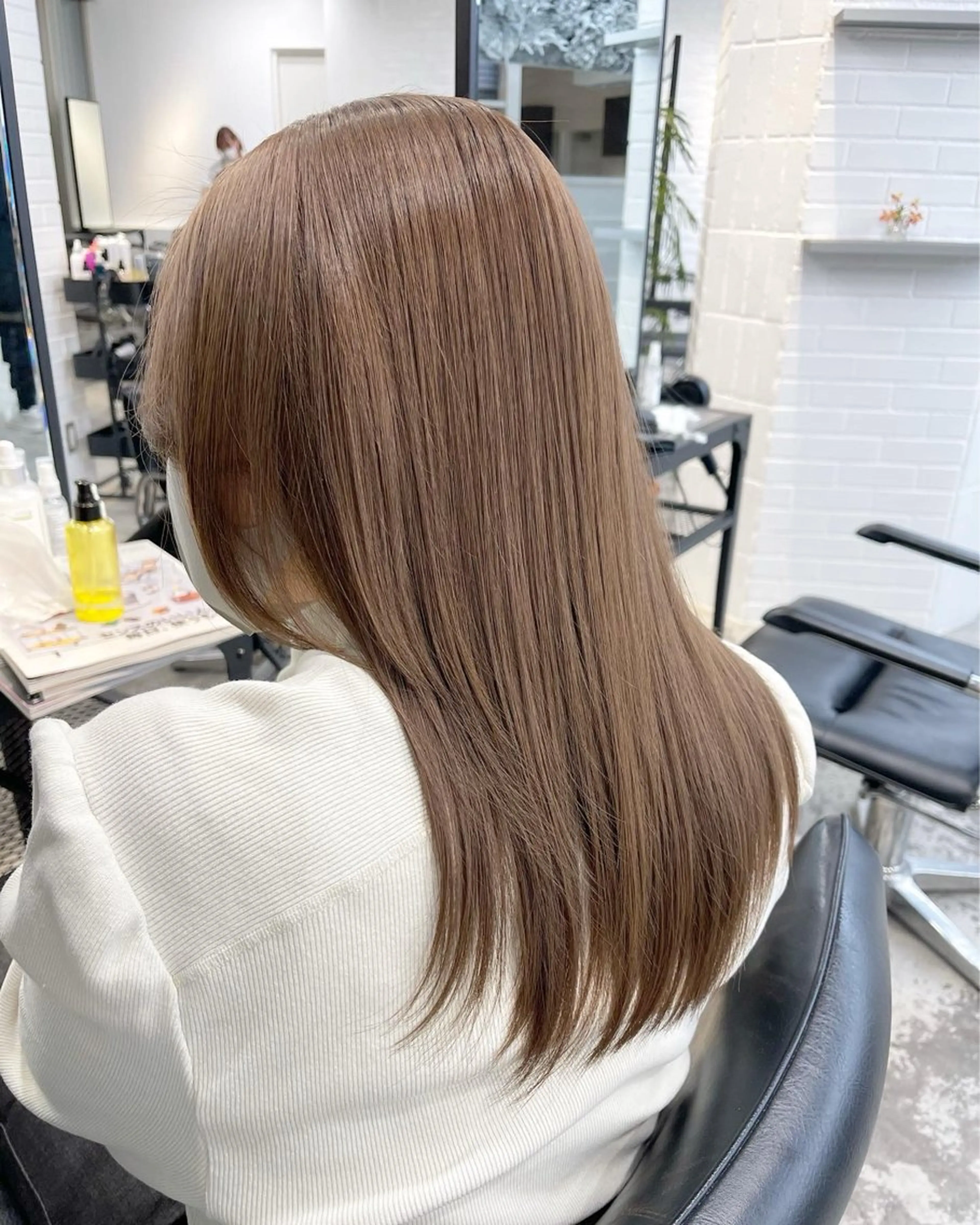 【朝のスタイリング1分】ナチュラルストレート+カラー+カットの写真