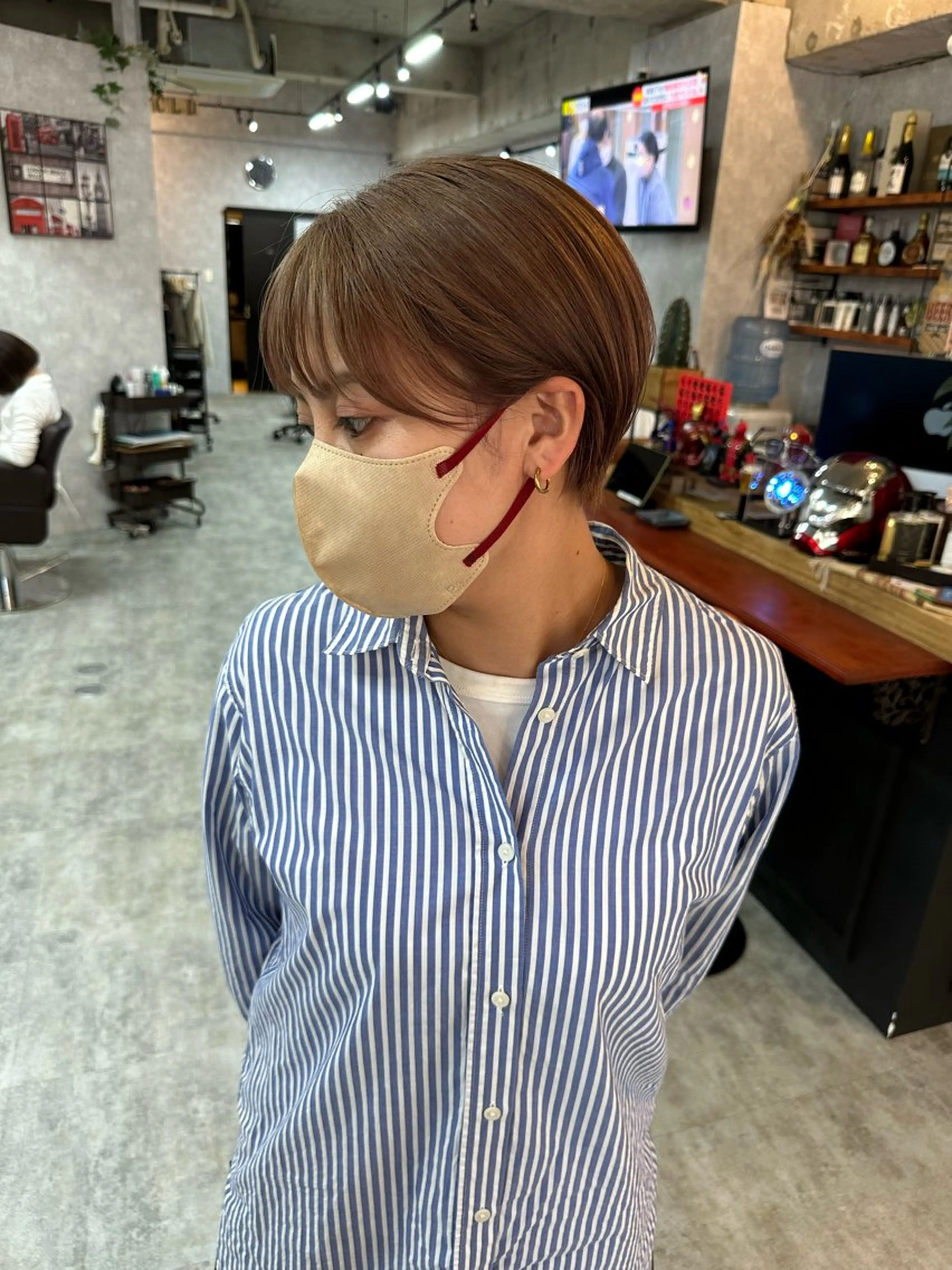 ショート 切りっぱなしボブ ショートボブ ハンサムショート 丸みショート ボブ カット ヘアカラー トリートメント モテ髪/ボブ/ショー ト/アダチフウトのヘアスタイル