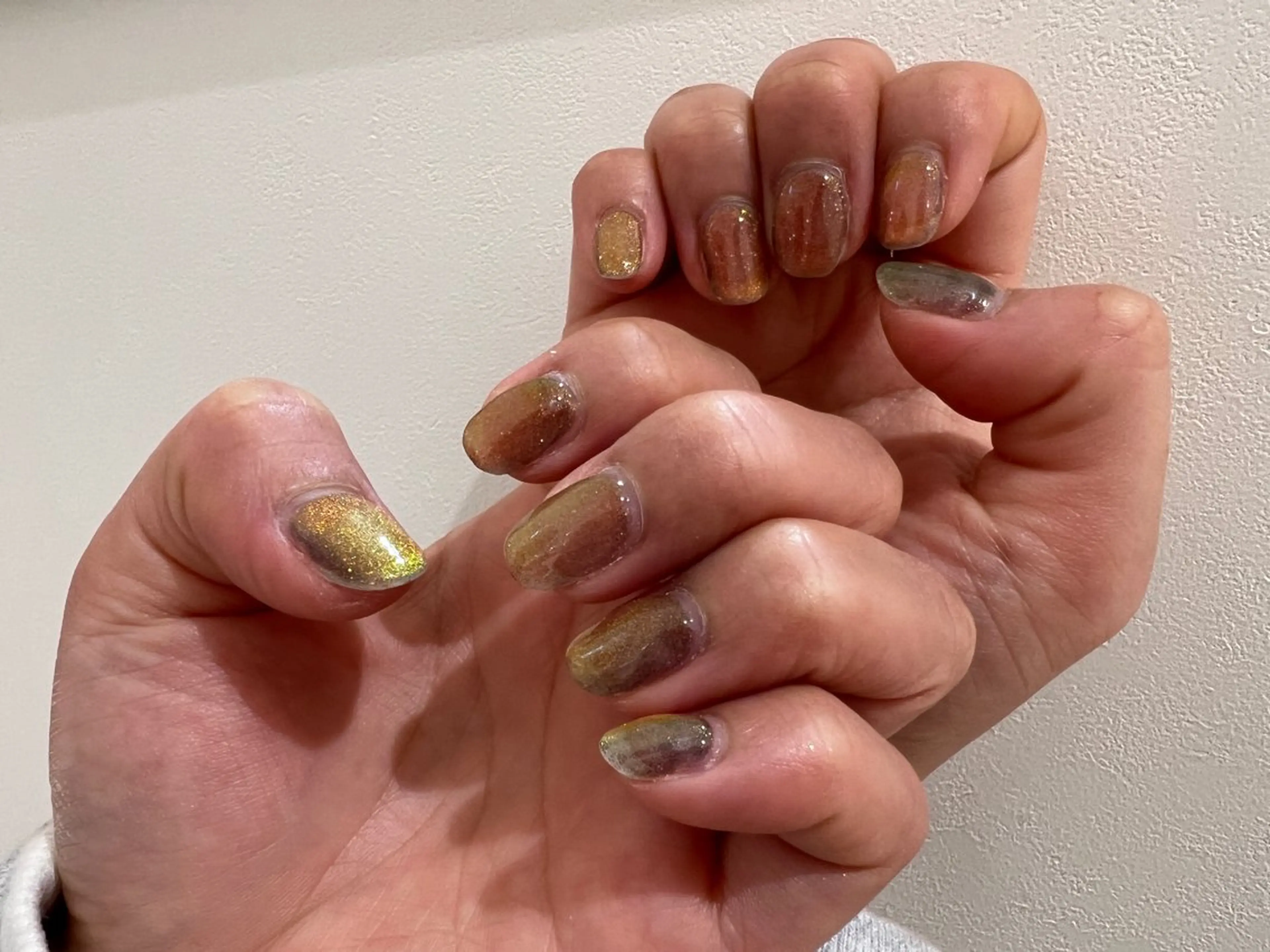 ネイル マグネットネイル ハンドネイル 個性派ニュアンス nuts nail所属・【池袋】nuts nail なつみのネイルデザイン