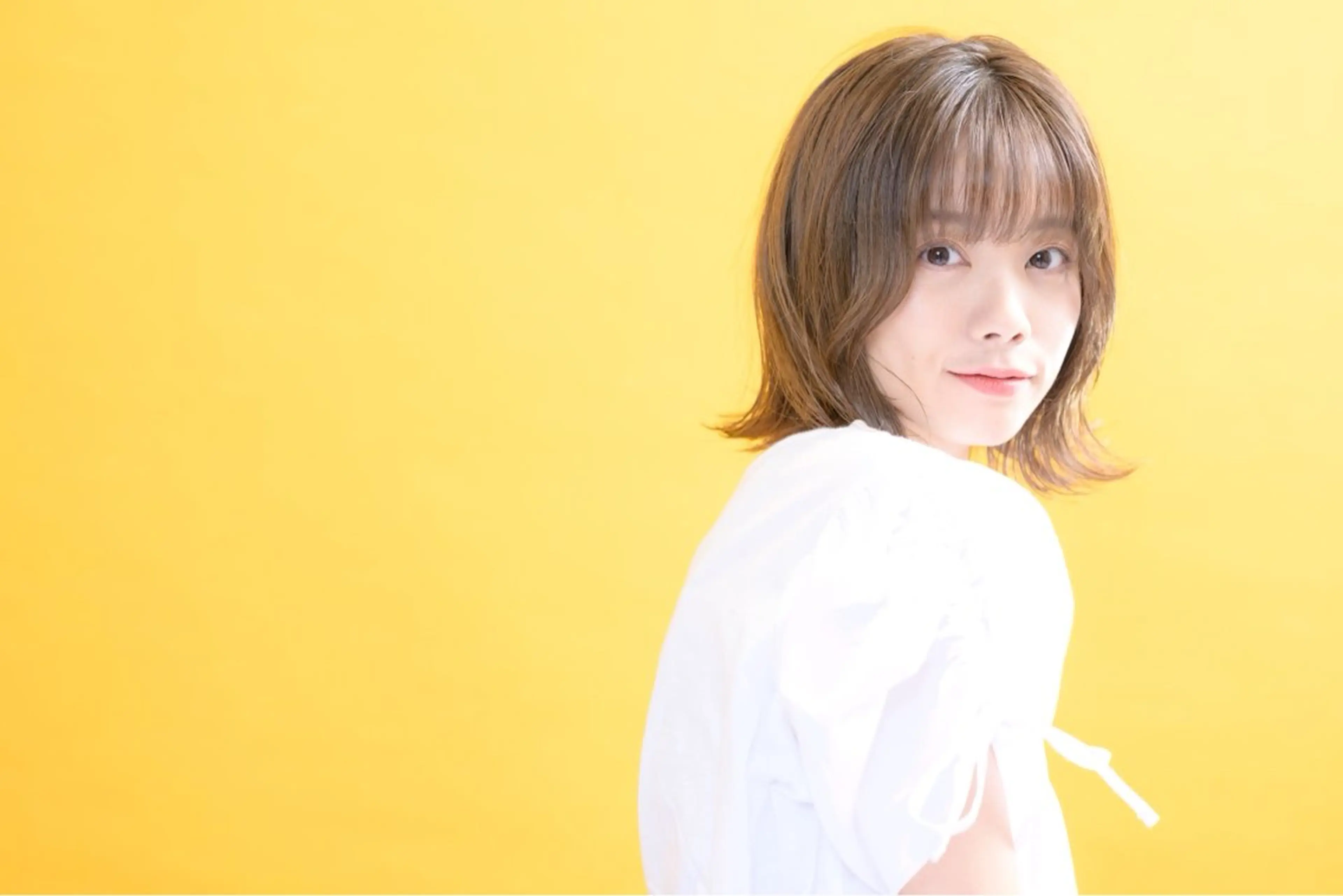 ミディアム カラー パーマ 小林 栞菜のヘアスタイル