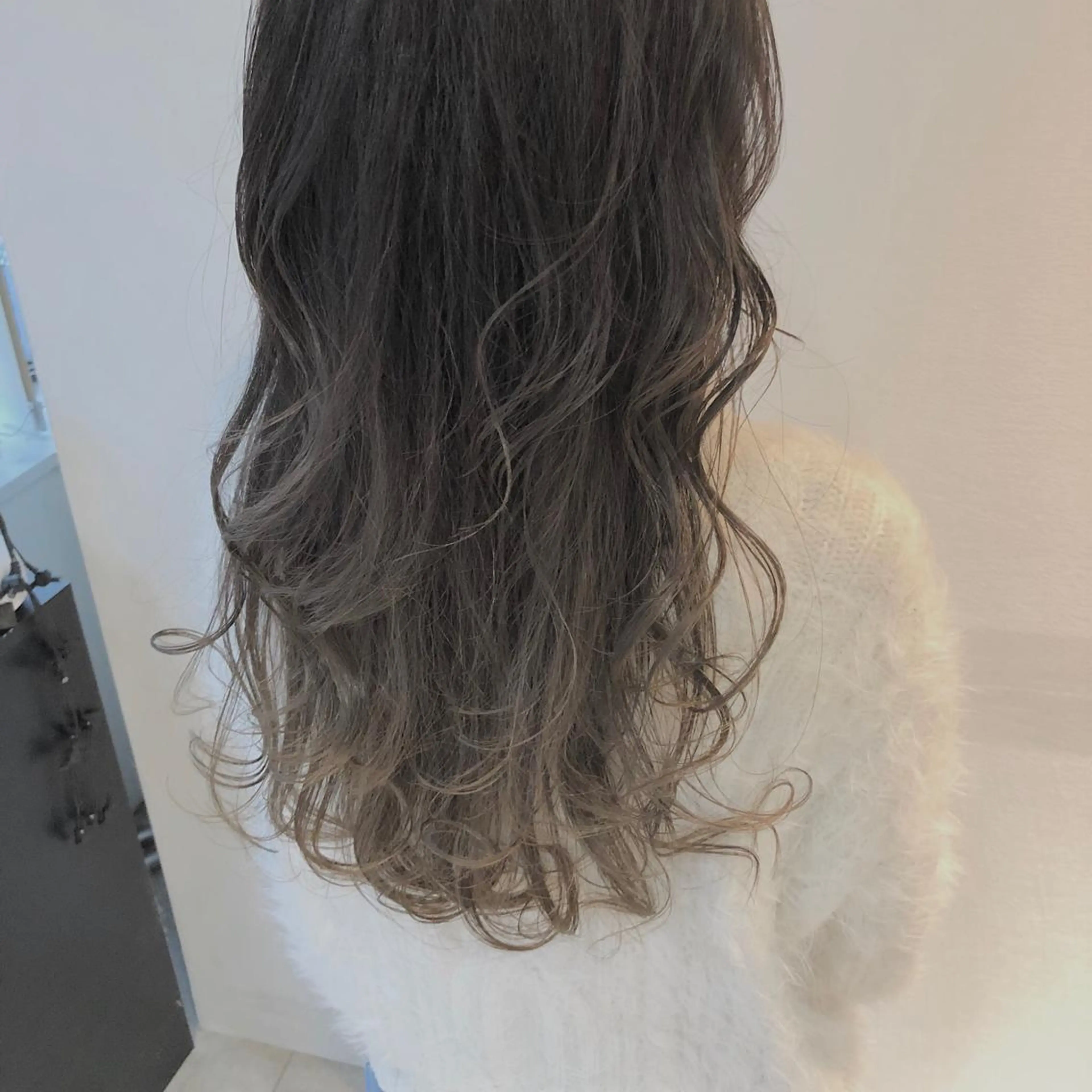 ロング カラー ヘアカラー トリートメント ヘアセット 髪質改善/艶髪 🫧高橋湧也のヘアスタイル