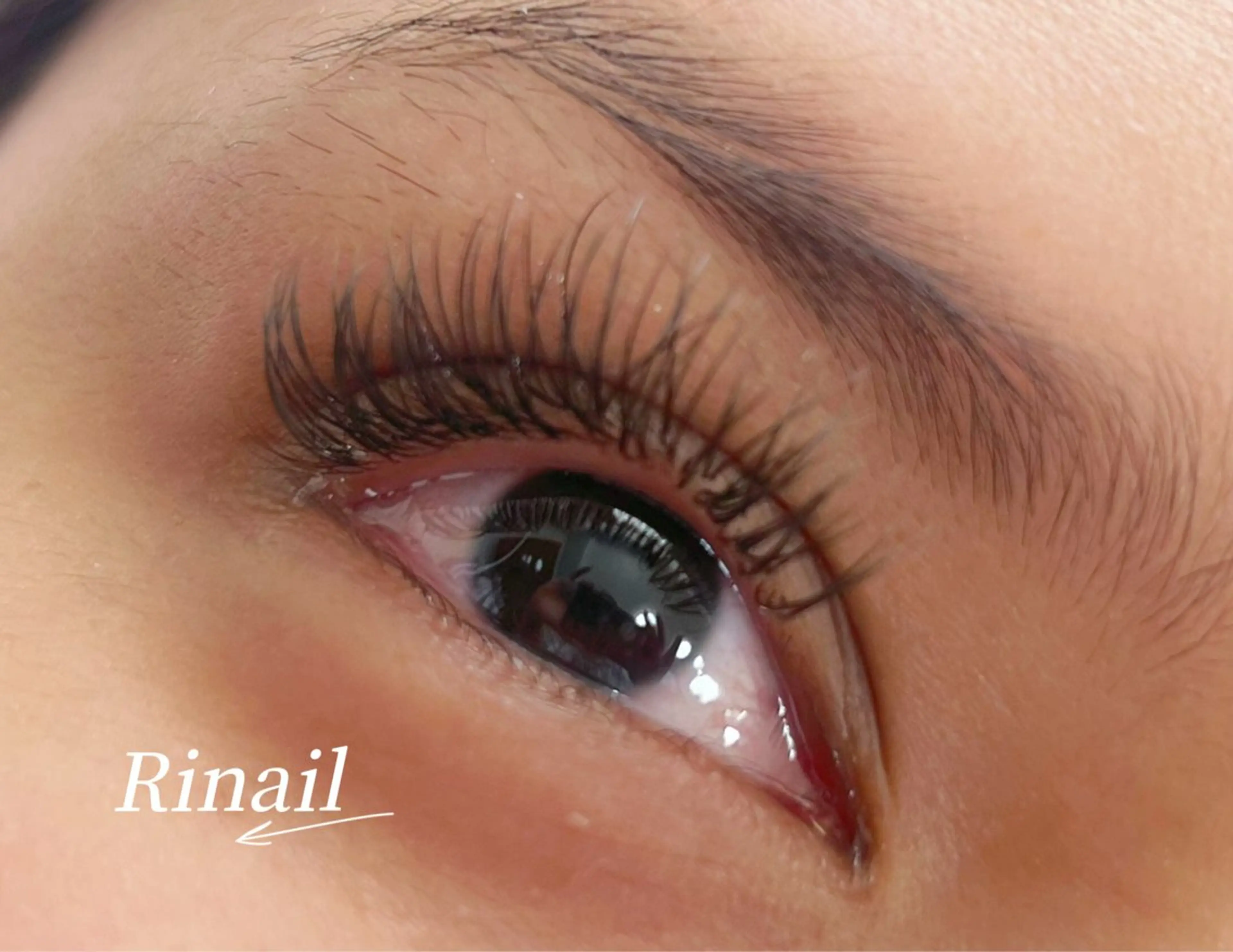 マツエク・マツパ バインドロック フラットラッシュ ナチュラル パリジェンヌラッシュリフト まつげパーマ YK Rinのネイルデザイン