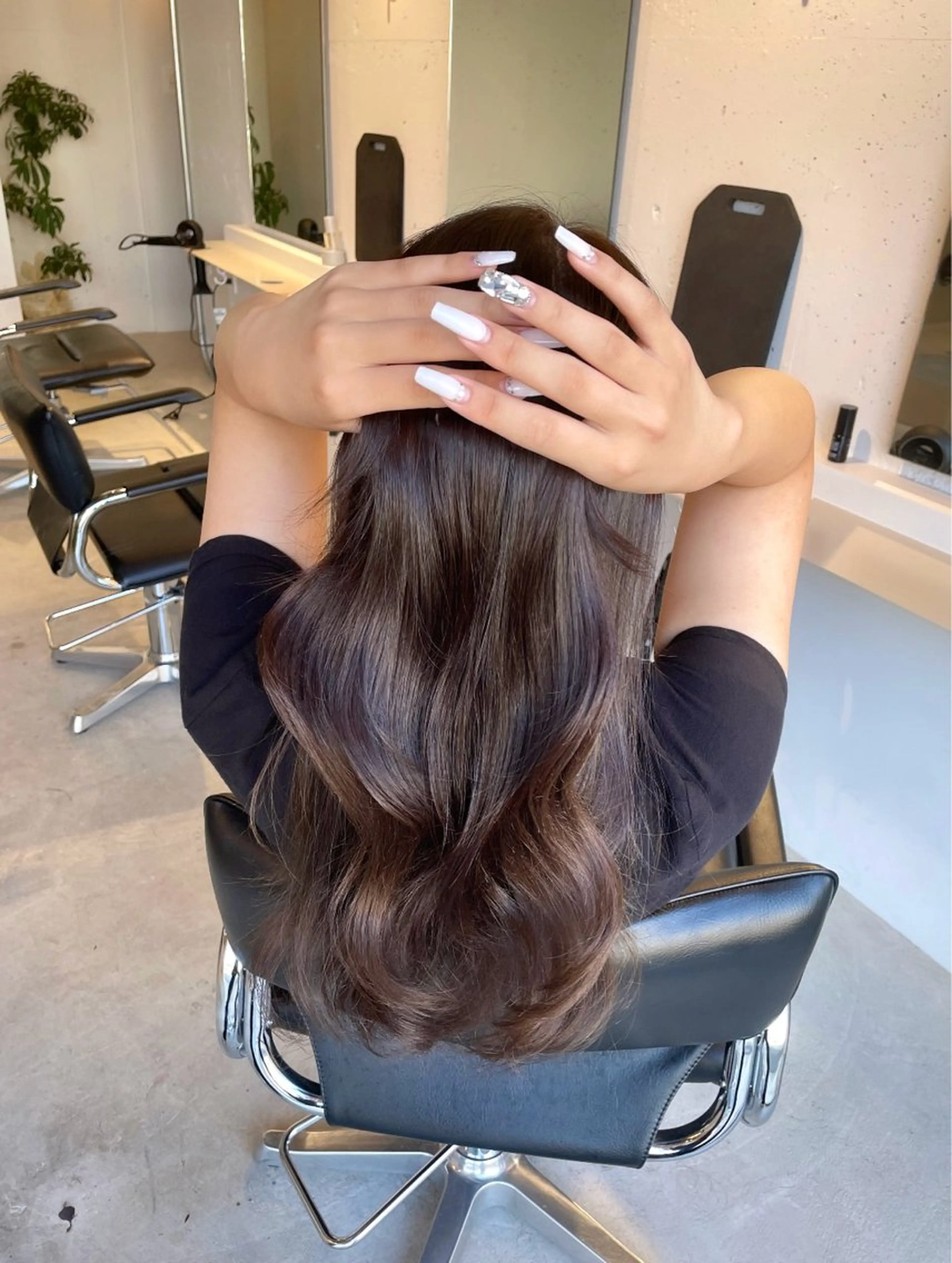 ロング カラー ヘアカラー トリートメント tim hinaのヘアスタイル