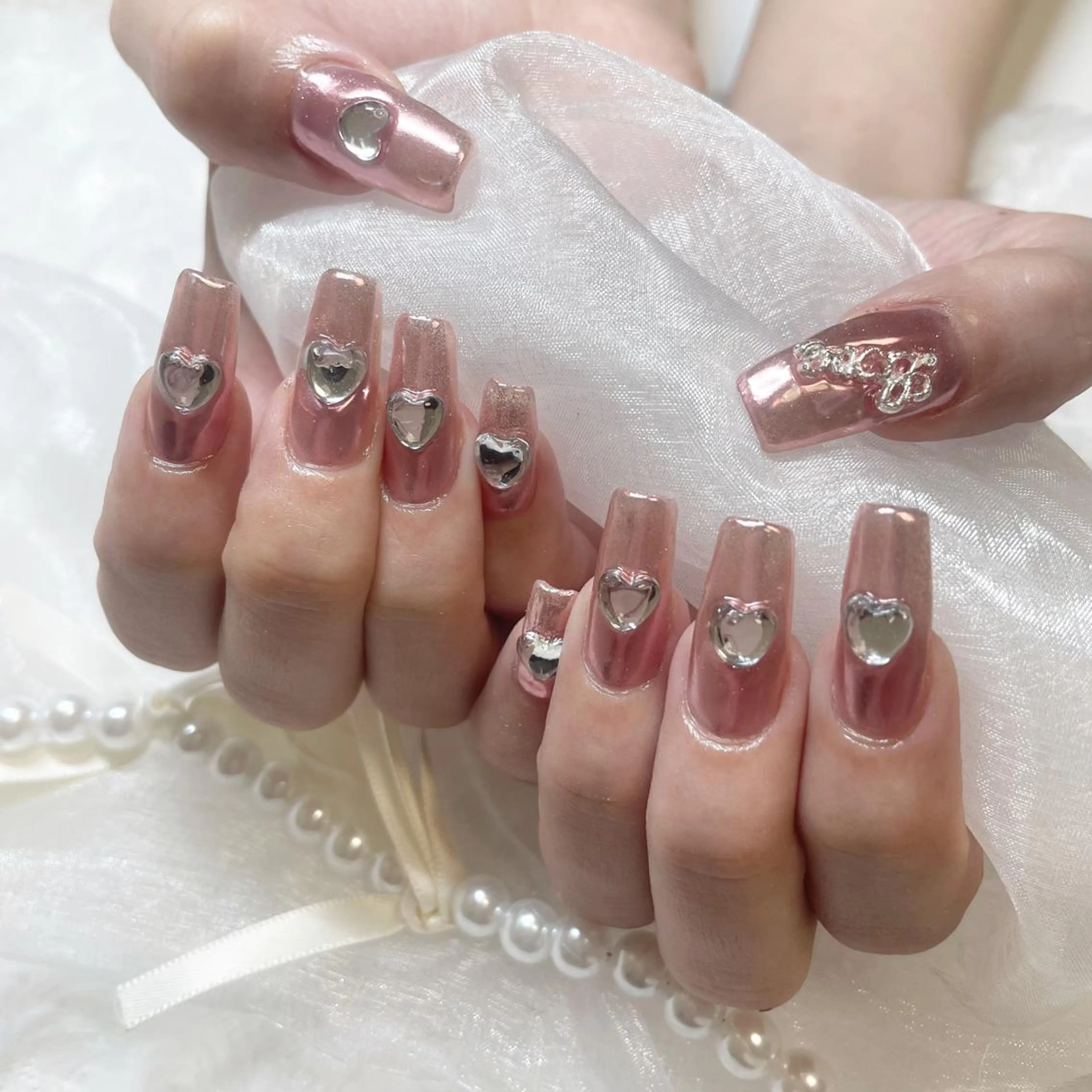 ネイル ジェルネイル ハート 韓国ネイル 持ち込み ワンカラーネイル ハンドネイル fiore nail 🦋のネイルデザイン