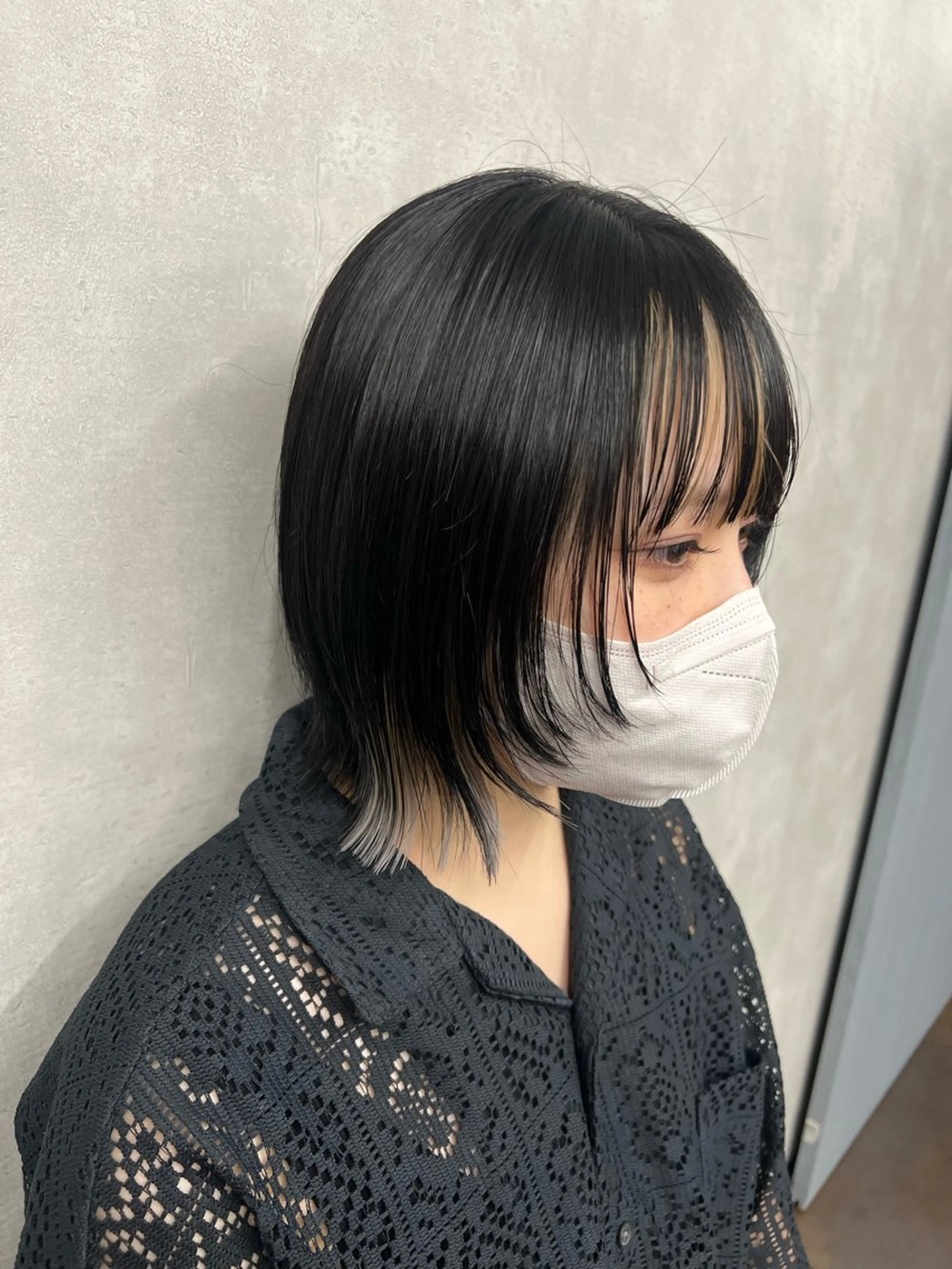 ショート レイヤーカット 沖山 友津季のヘアスタイル