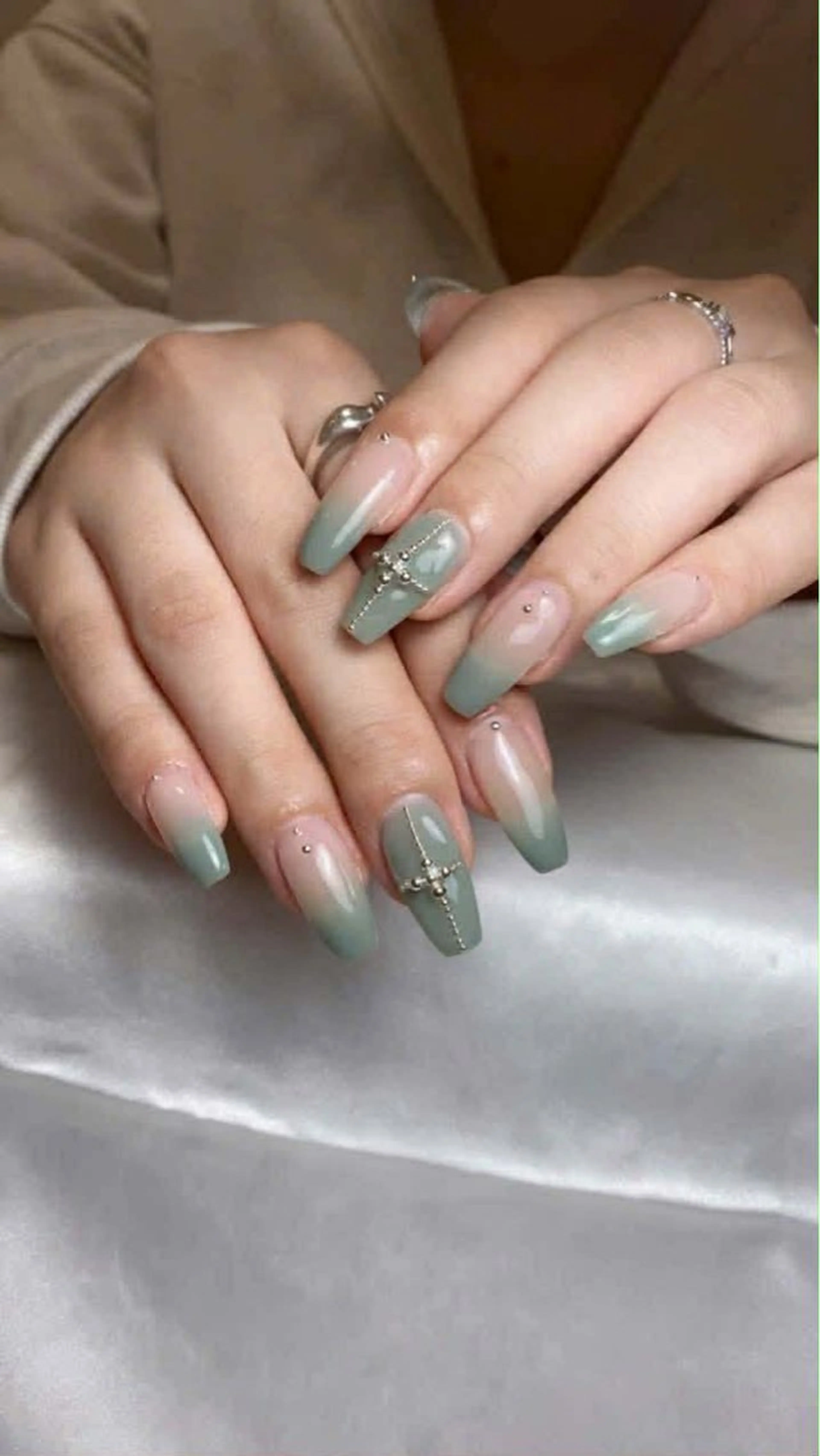 ネイル ハンドネイル REI NAIL1のネイルデザイン