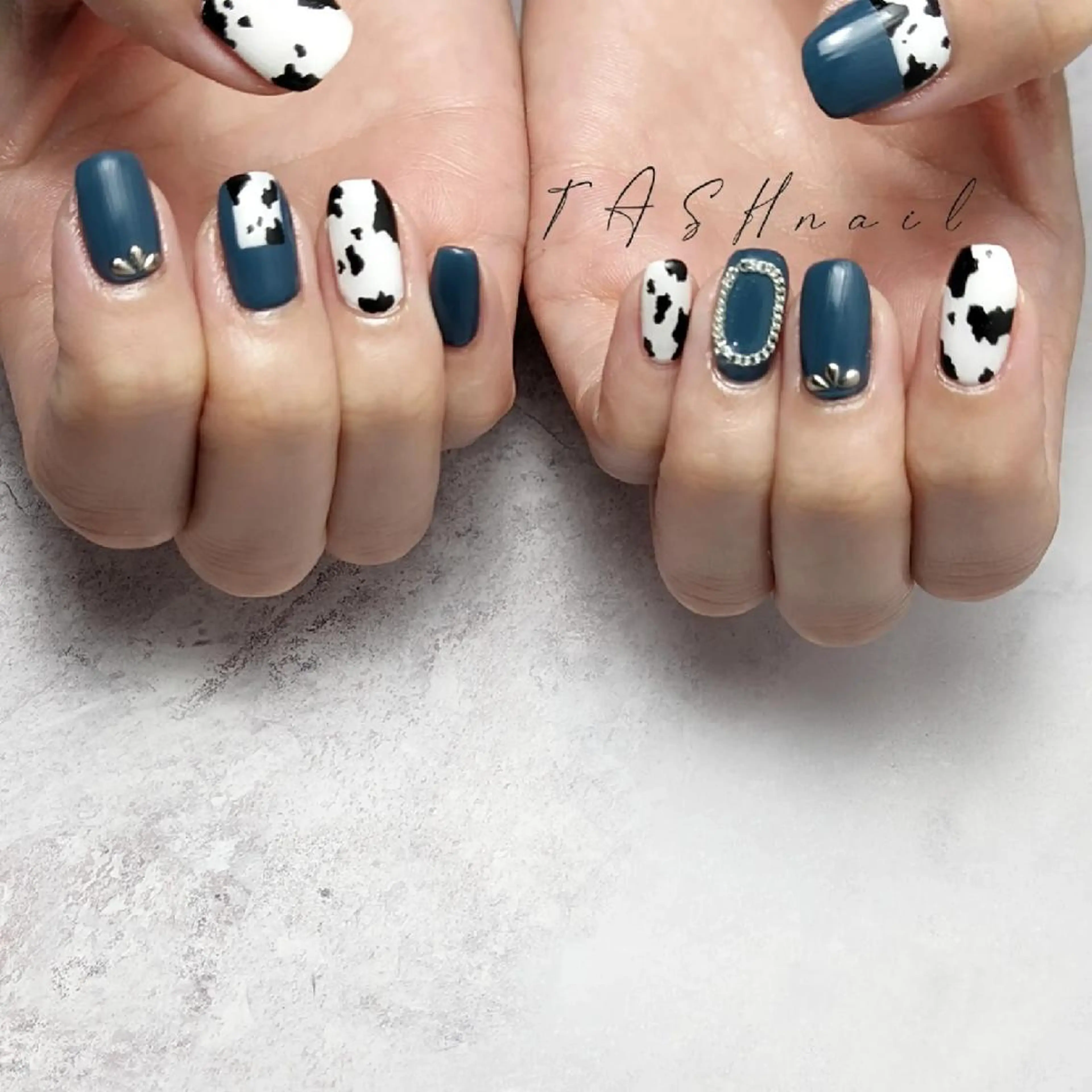 ネイル TASH nailのネイルデザイン