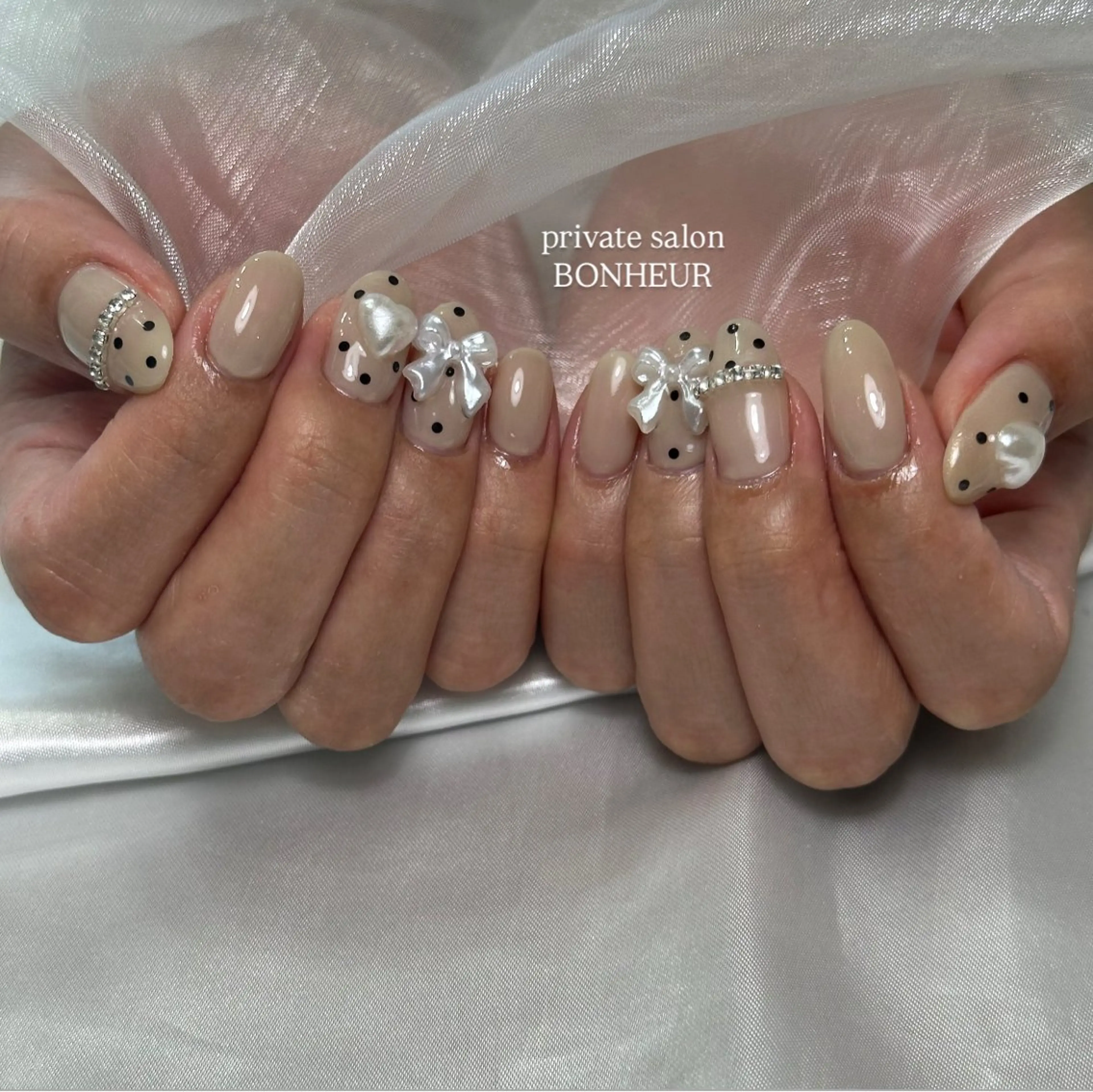 ネイル ハンドネイル BONHEUR Annaのネイルデザイン