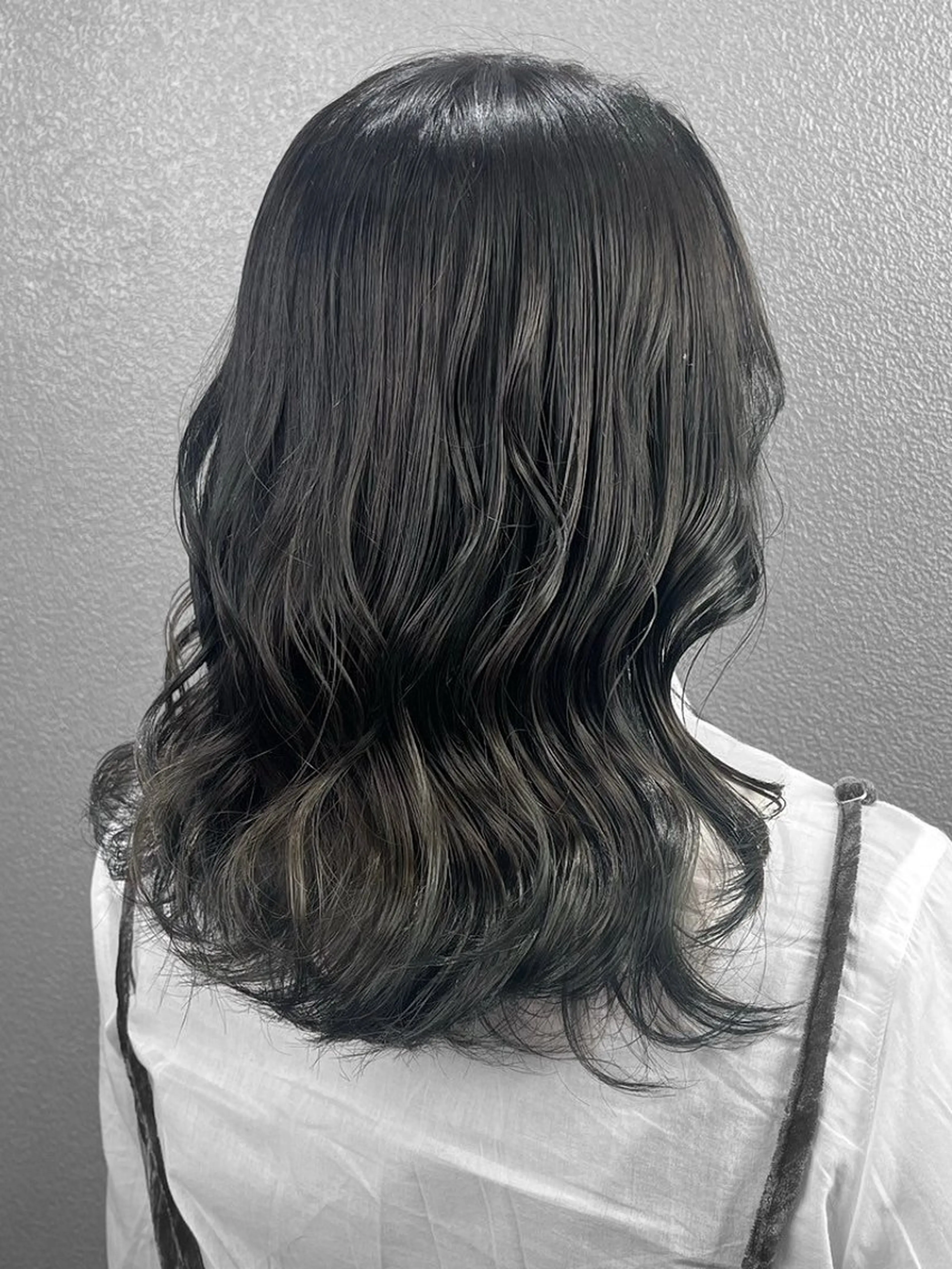 ロング ハイライト 髪質改善 韓国風ヘア レイヤーカット カット ヘアカラー トリートメント ハイトーン/韓国風/ 艶髪/吉祥寺のヘアスタイル