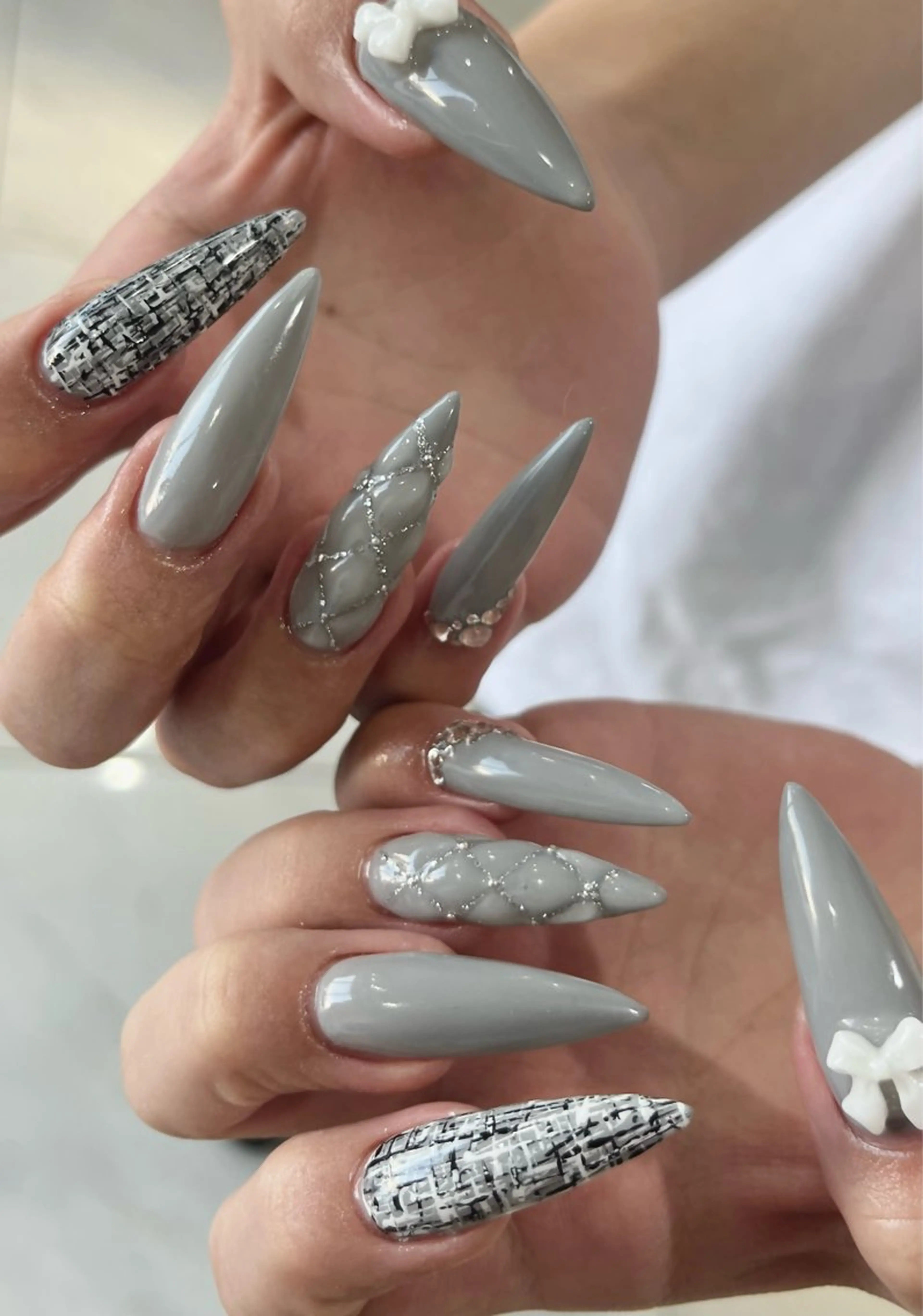 ネイル ハンドネイル GRANDEUR焼津 MEI🪼のネイルデザイン