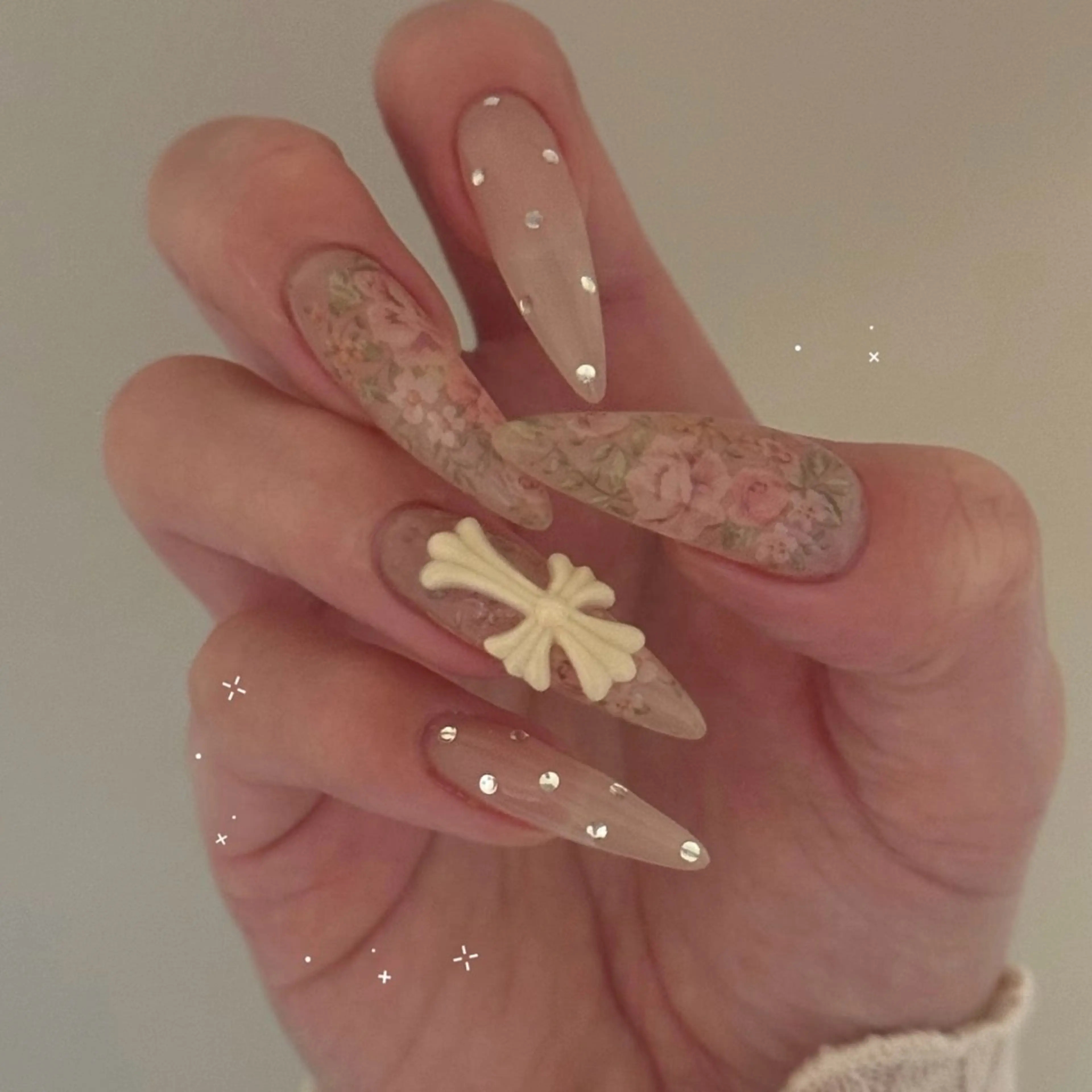 ネイル ハンドネイル BERA NAILSのネイルデザイン