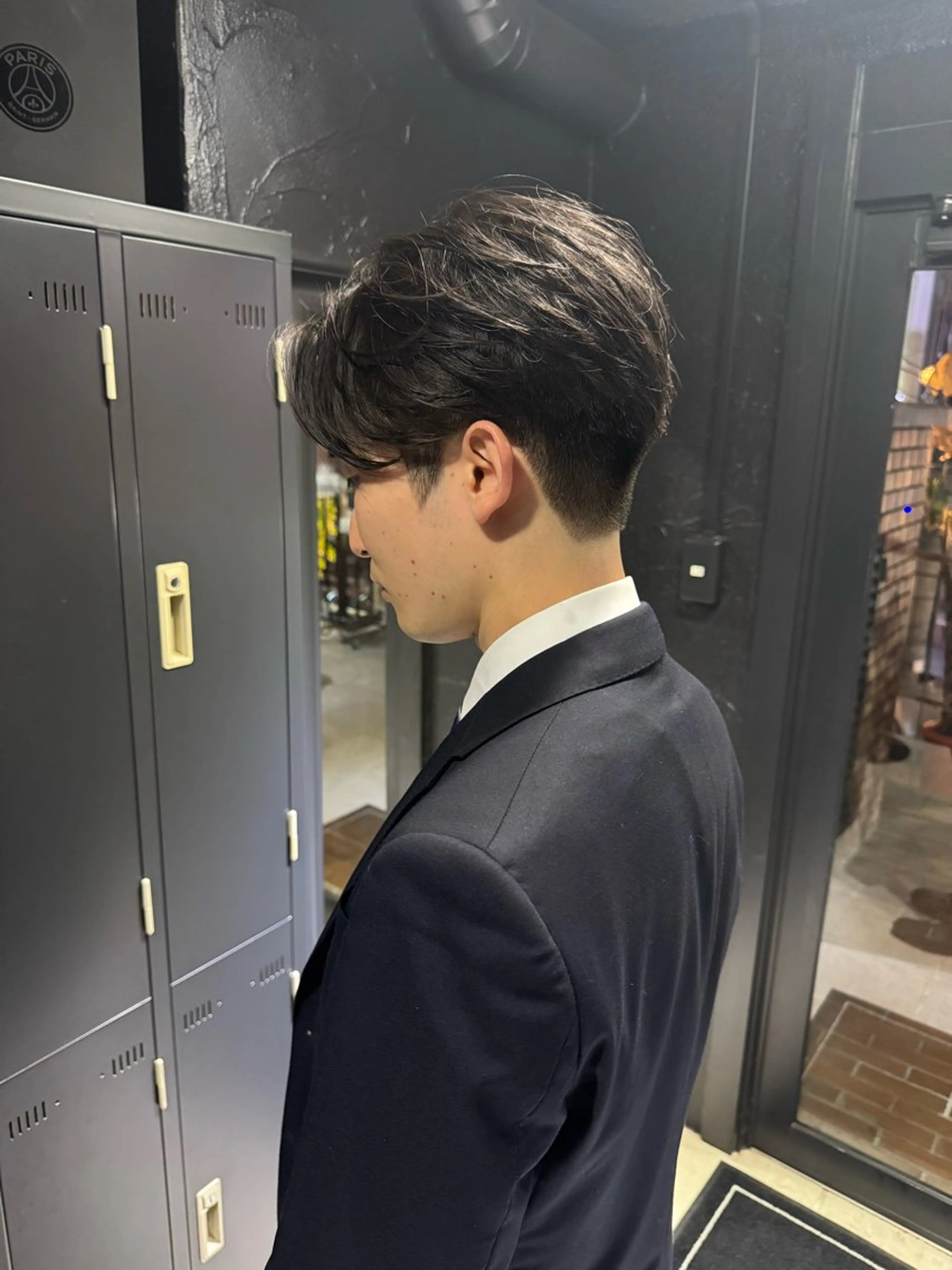 ショート ヘアアレンジ メンズ センターパート 刈り上げ カット トリートメント ヘアセット メンズ専門 美容師✨ アメ村 堀江颯瑛のヘアスタイル