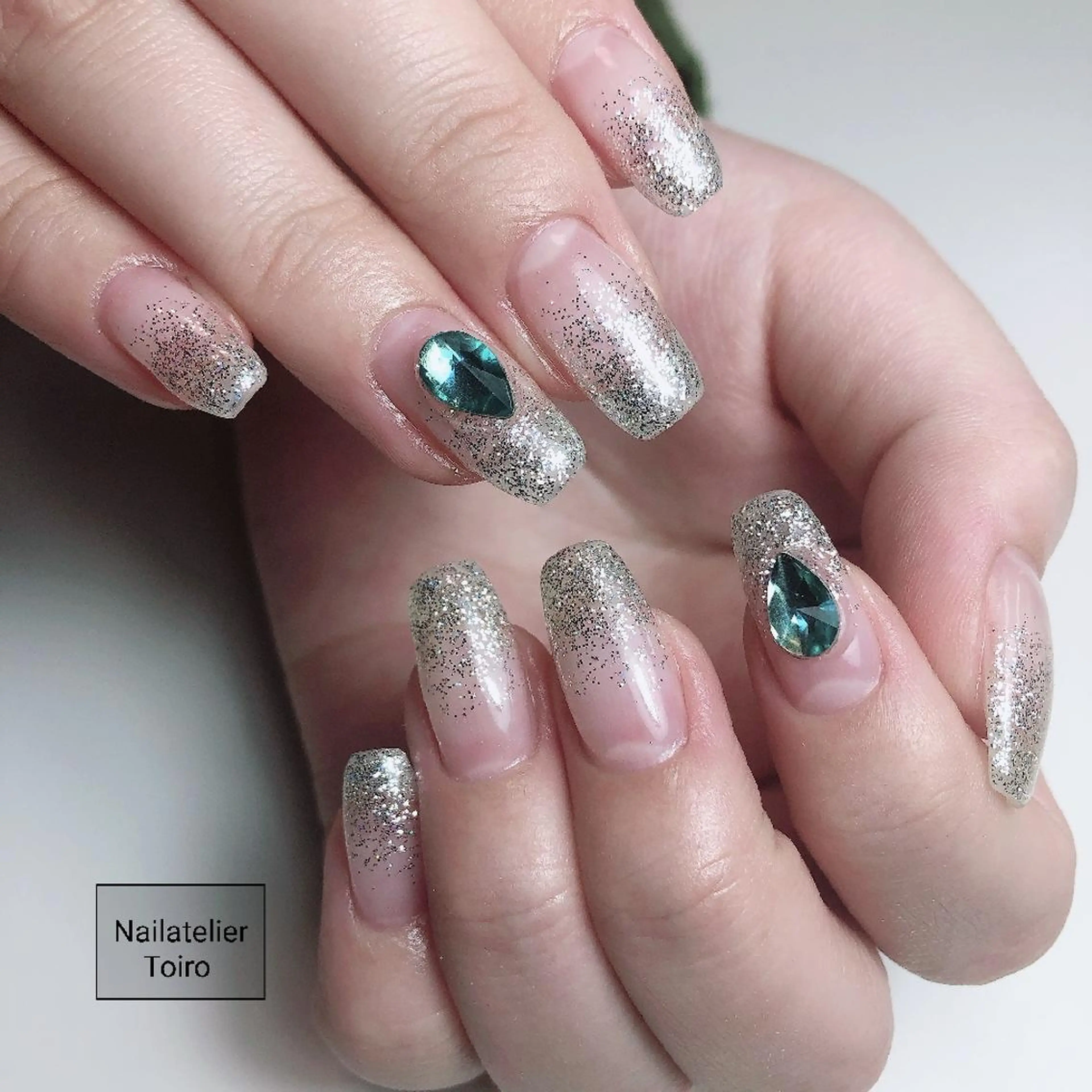 ロング ネイル キラキラネイル ラメ(グリッター) ラメグラデーション おそろいネイル ☺︎山部 志麻☺︎のネイルデザイン